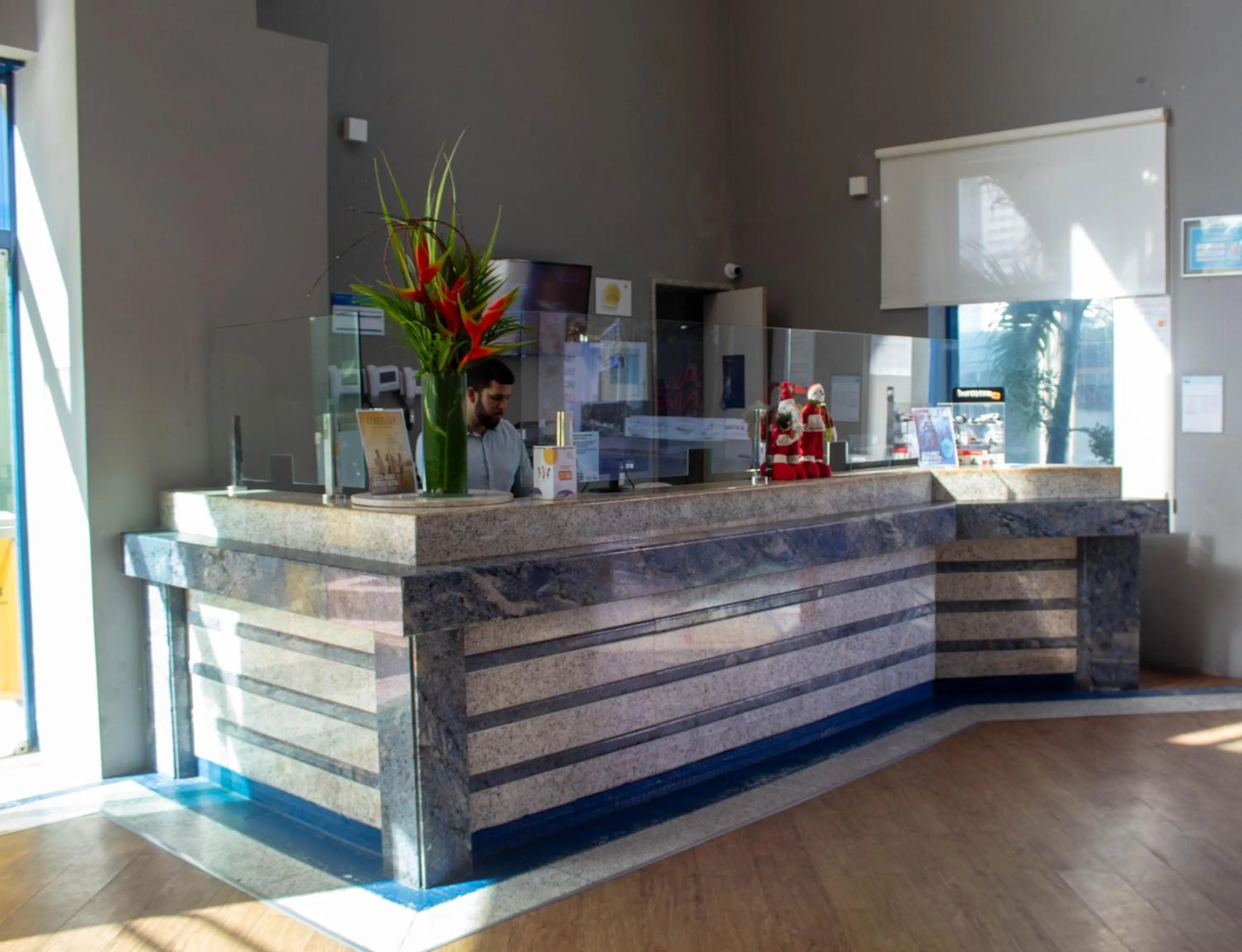 Lobby or reception in Costa Mar Recife Hotel by Atlantica