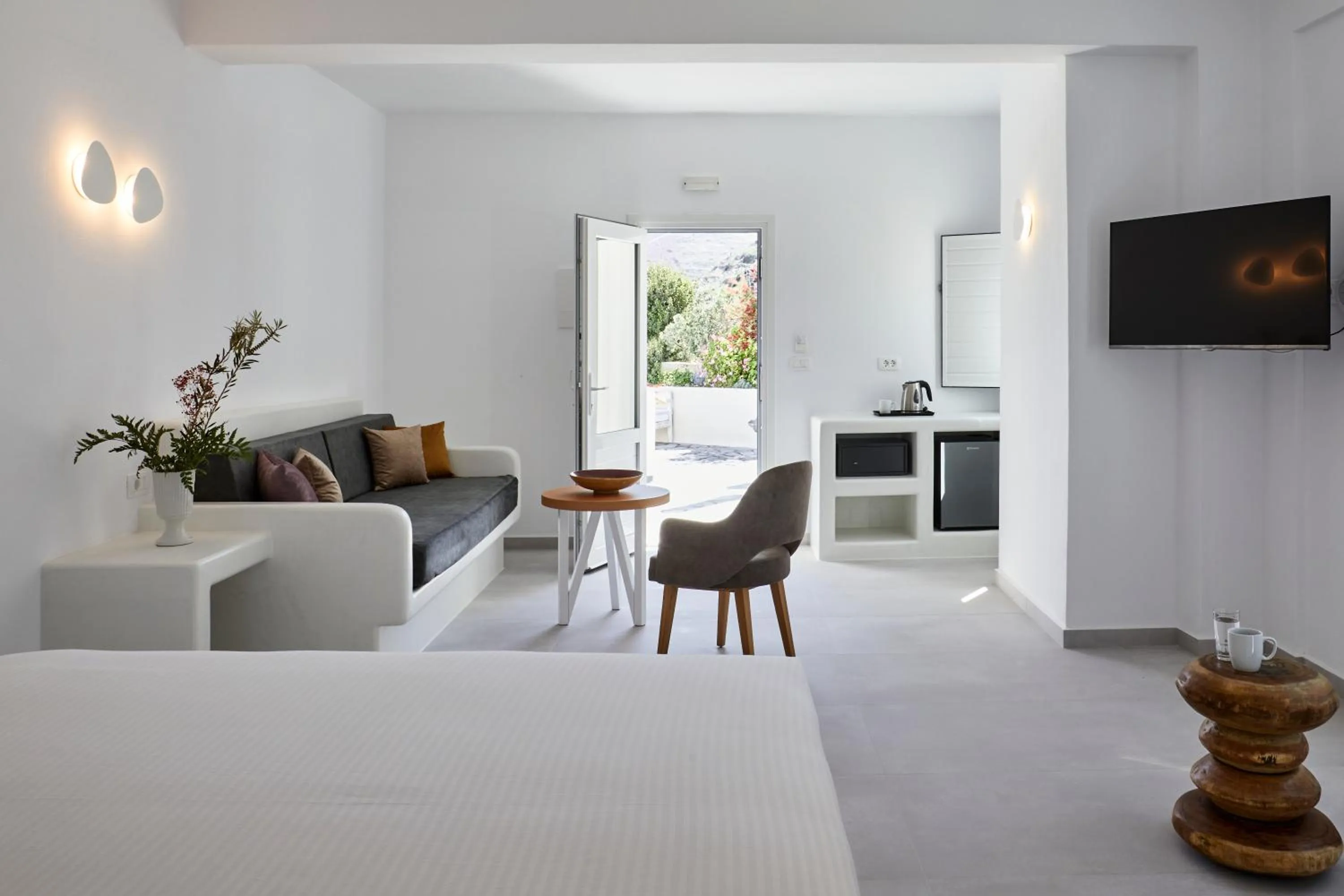 Living room in Anchor Suites