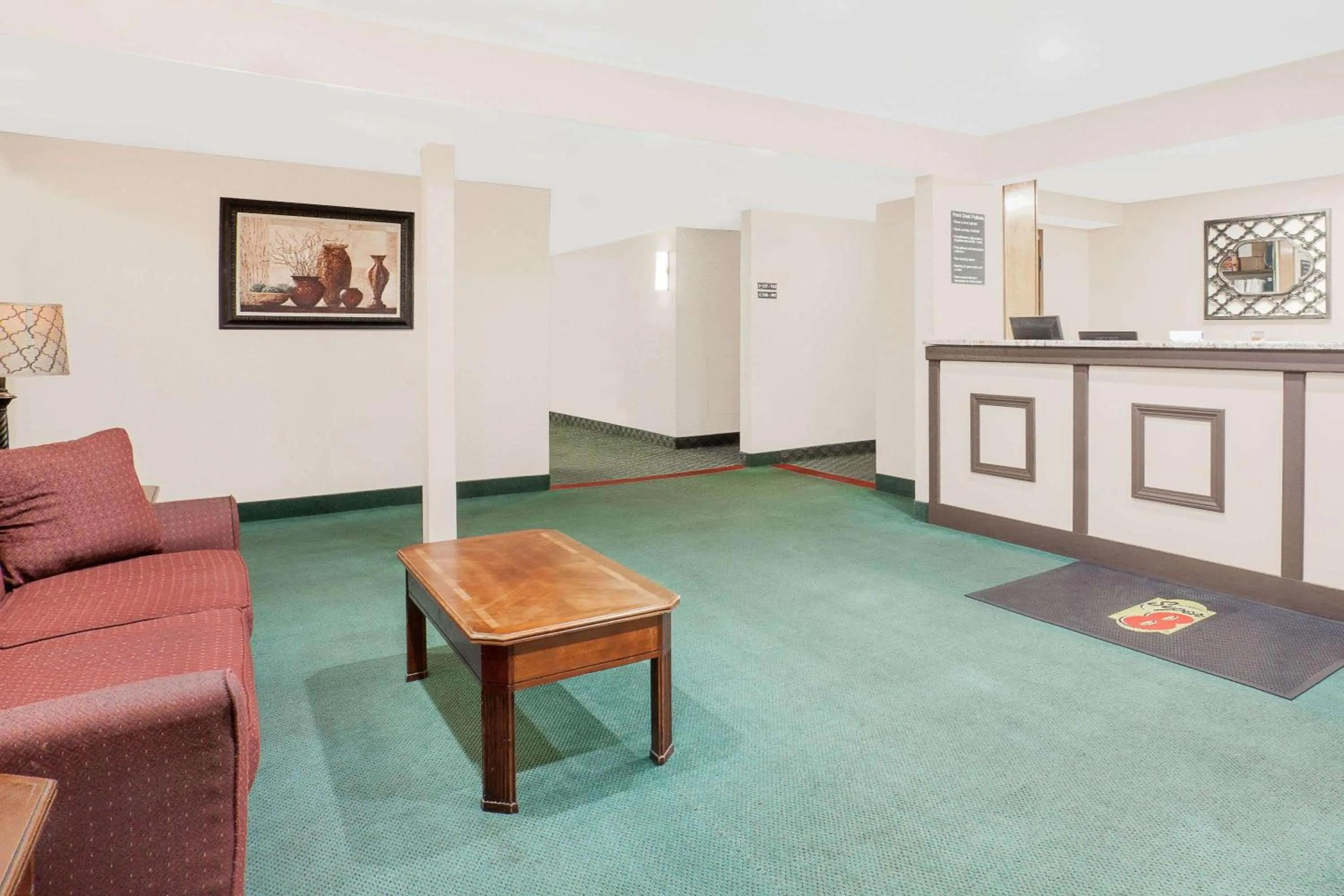 Lobby or reception in Super 8 by Wyndham Middletown
