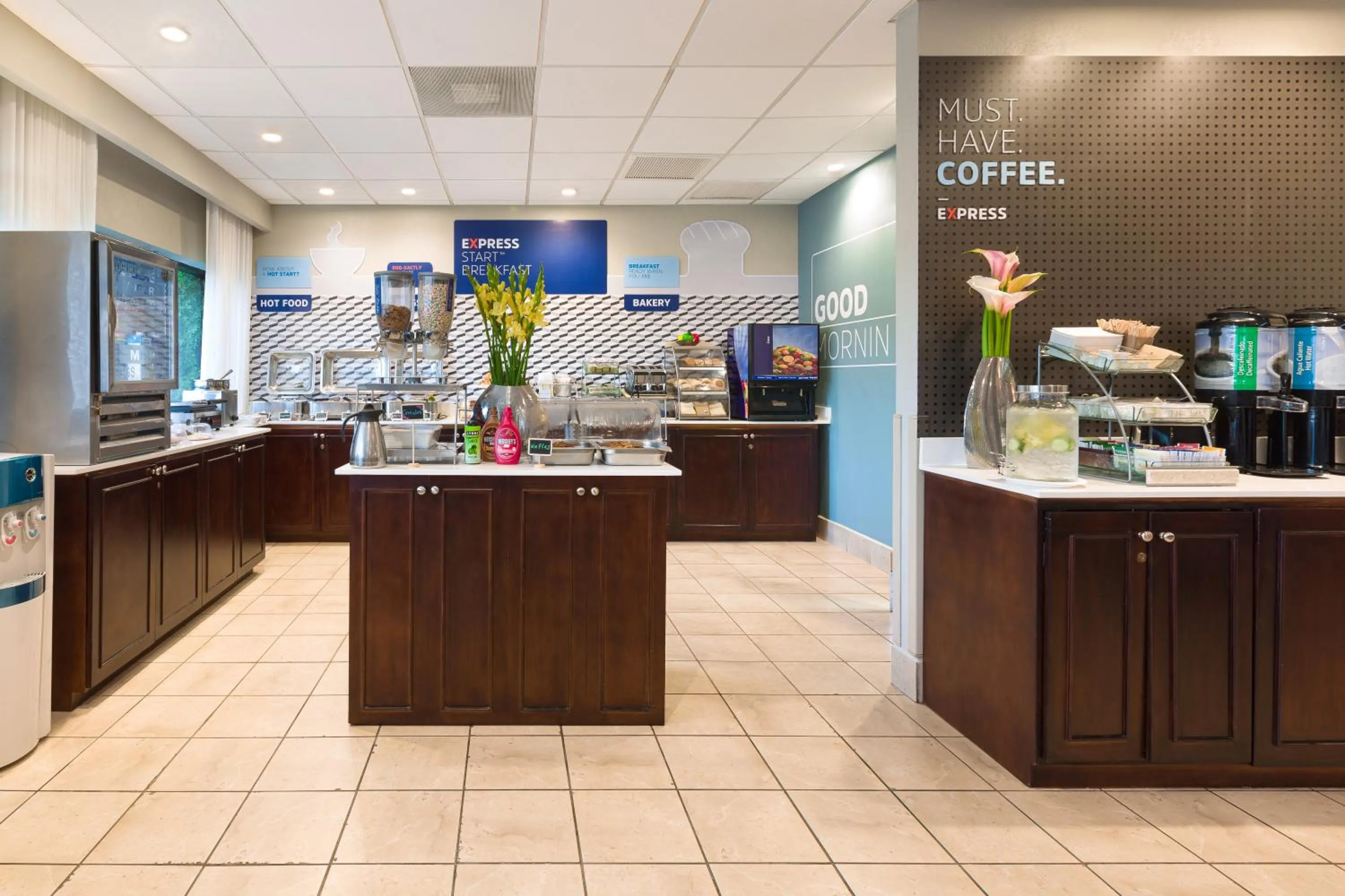 Breakfast in Holiday Inn Express San Jose Costa Rica Airport by IHG