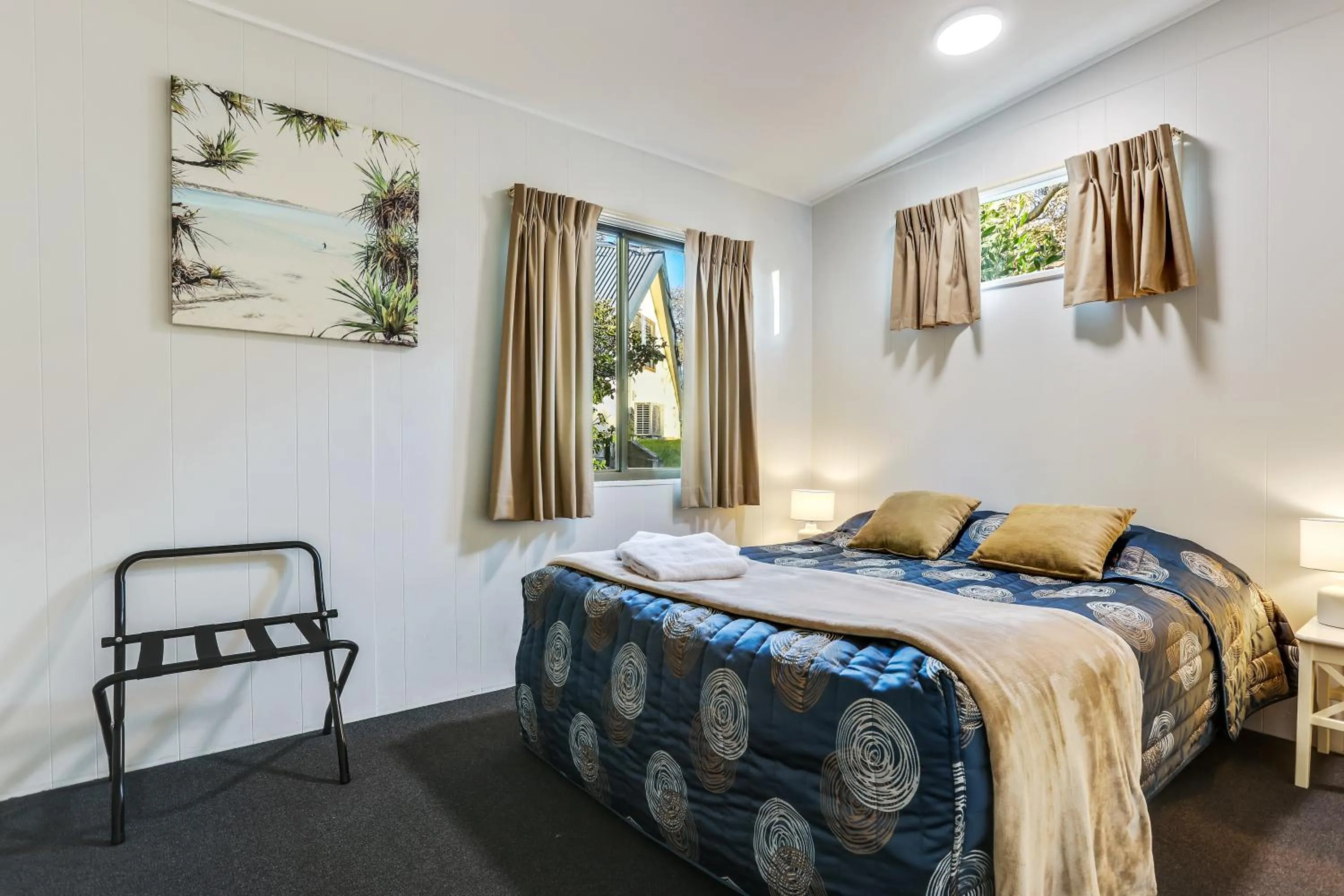 Bedroom, Bed in Beach Cabins Merimbula