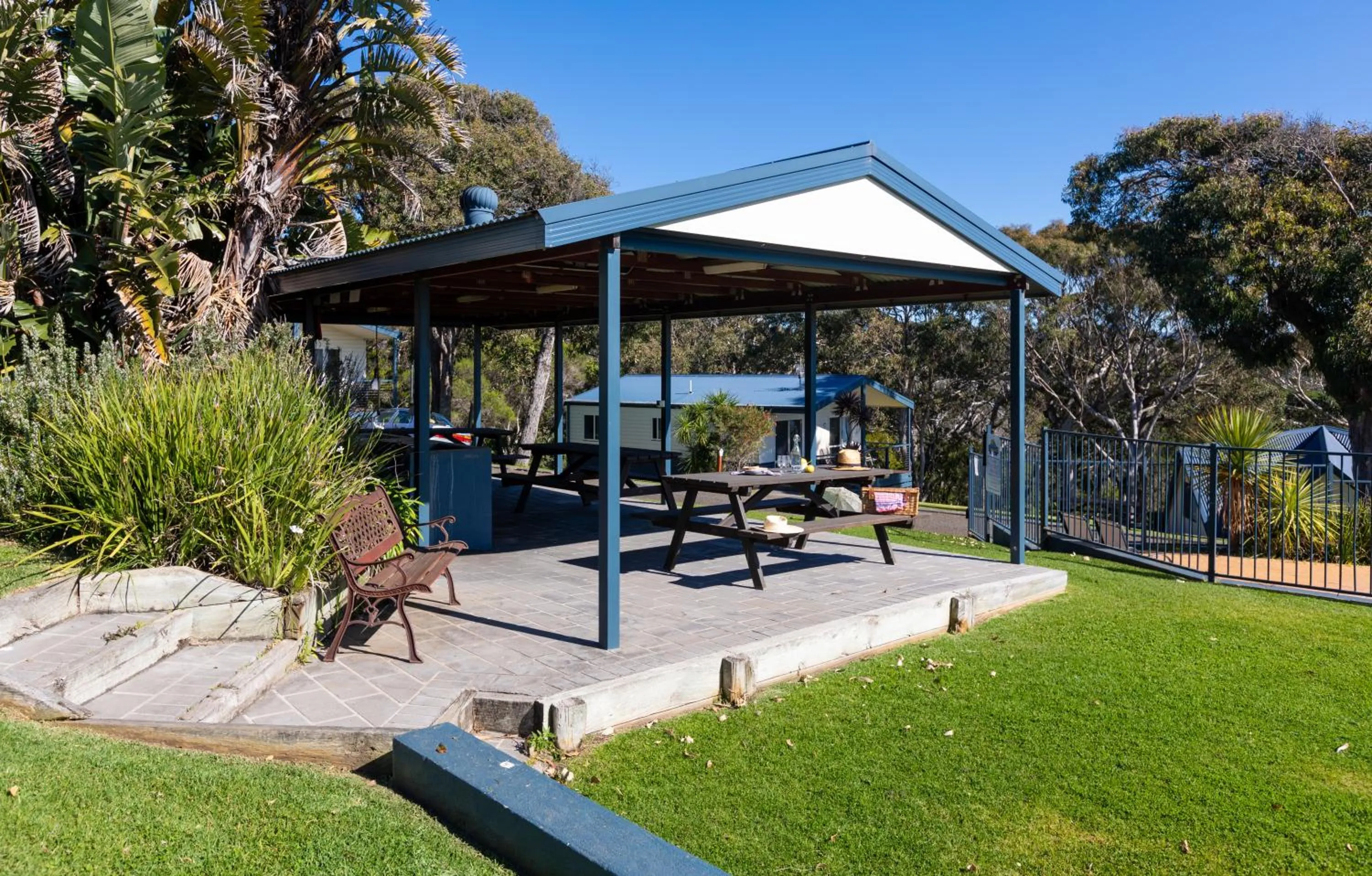 Garden in Beach Cabins Merimbula