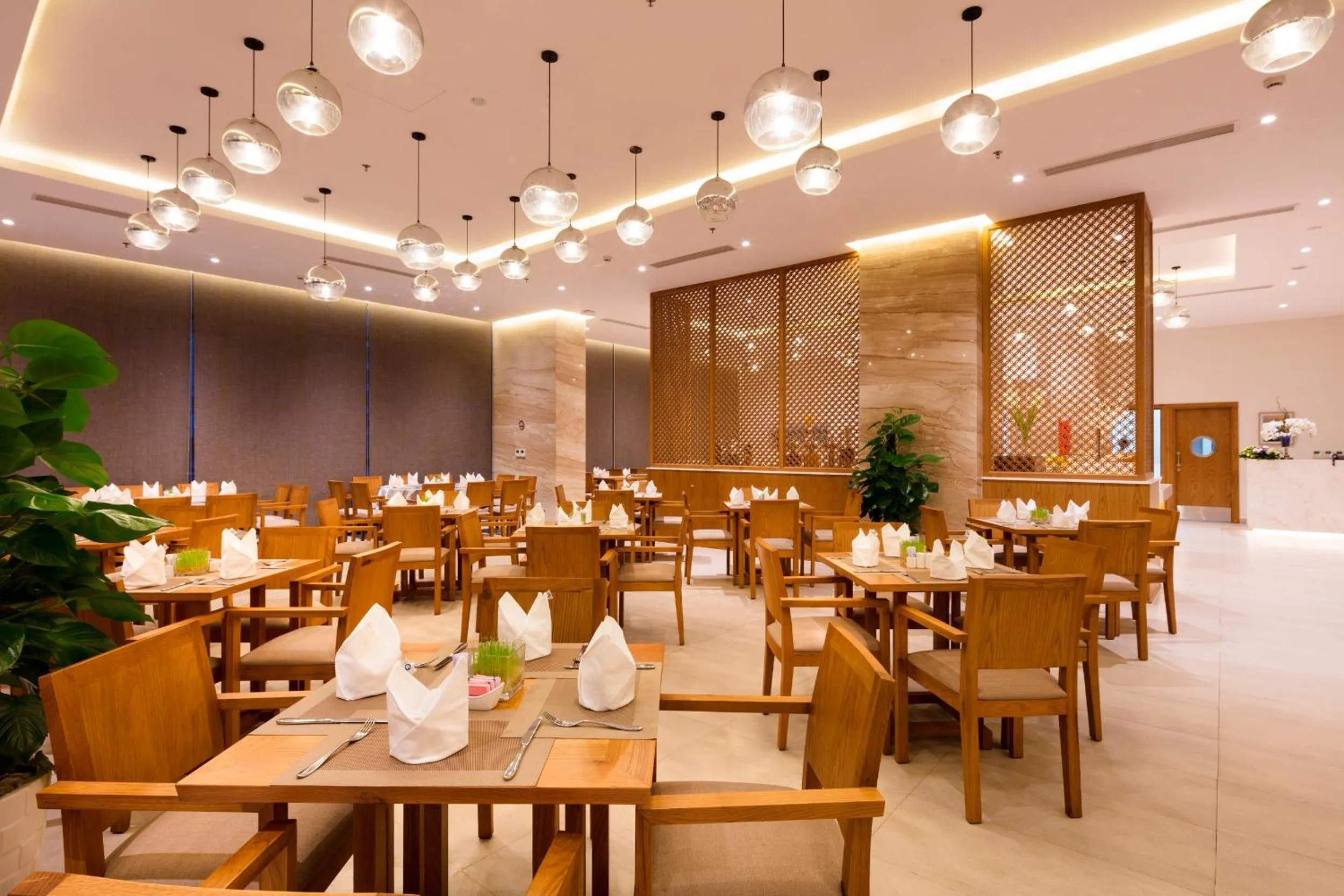 Restaurant/places to eat in Nagar Hotel Nha Trang