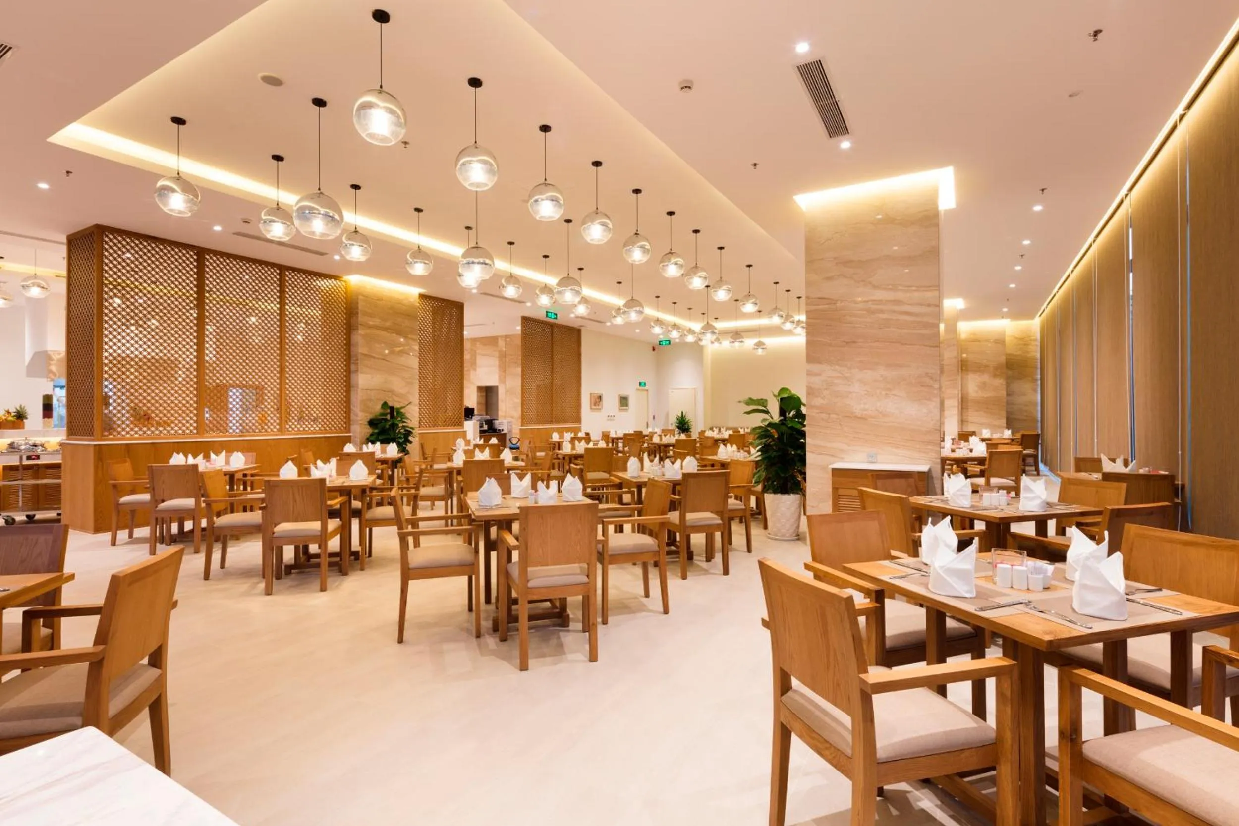 Restaurant/places to eat in Nagar Hotel Nha Trang
