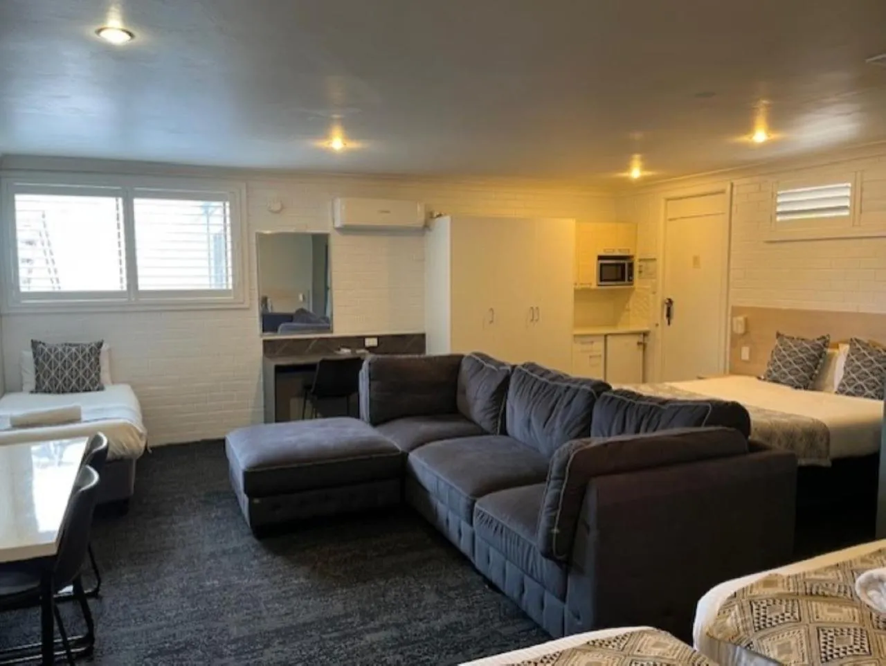 Bedroom in Fitzroy Motor Inn