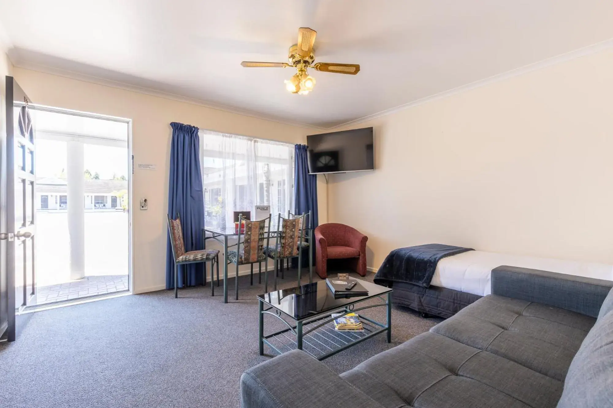 One-Bedroom Apartment with Shower in ASURE PRINCE motor lodge One-Bedroom Apartment with Shower in ASURE PRINCE motor lodge