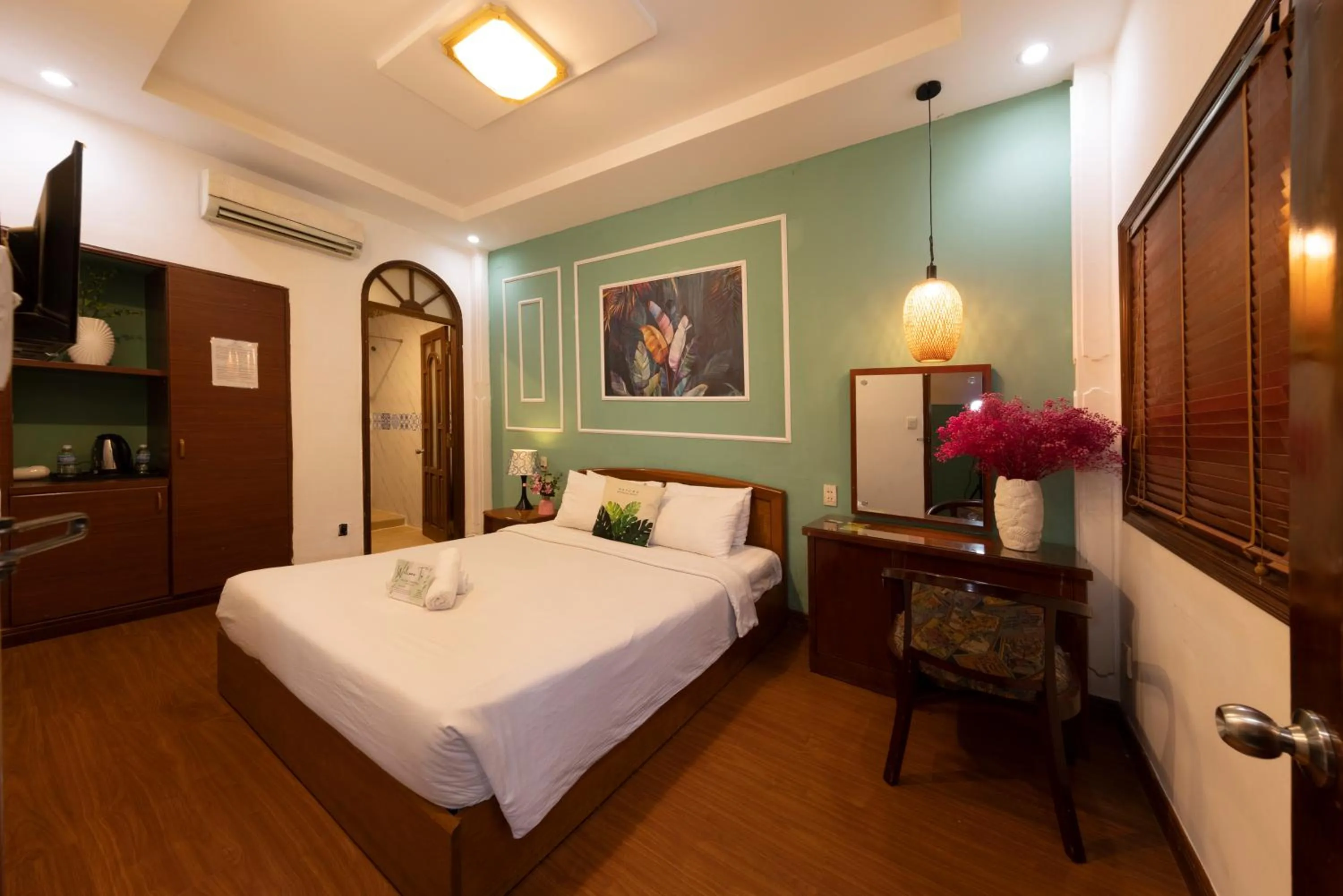 Photo of the whole room, Bed in Vilion Central Hotel & Spa