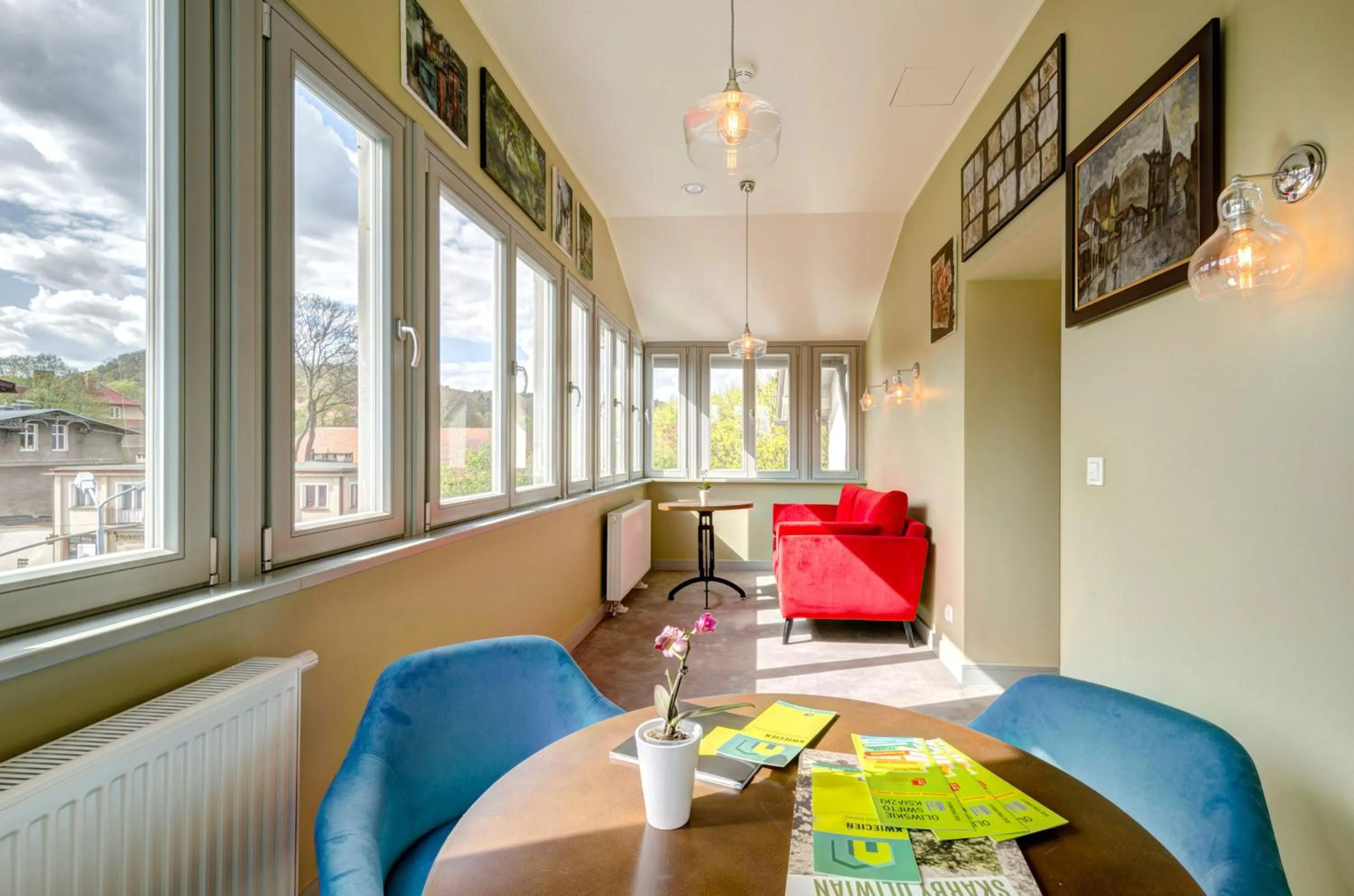 Communal lounge/ TV room in Ratusz B&B