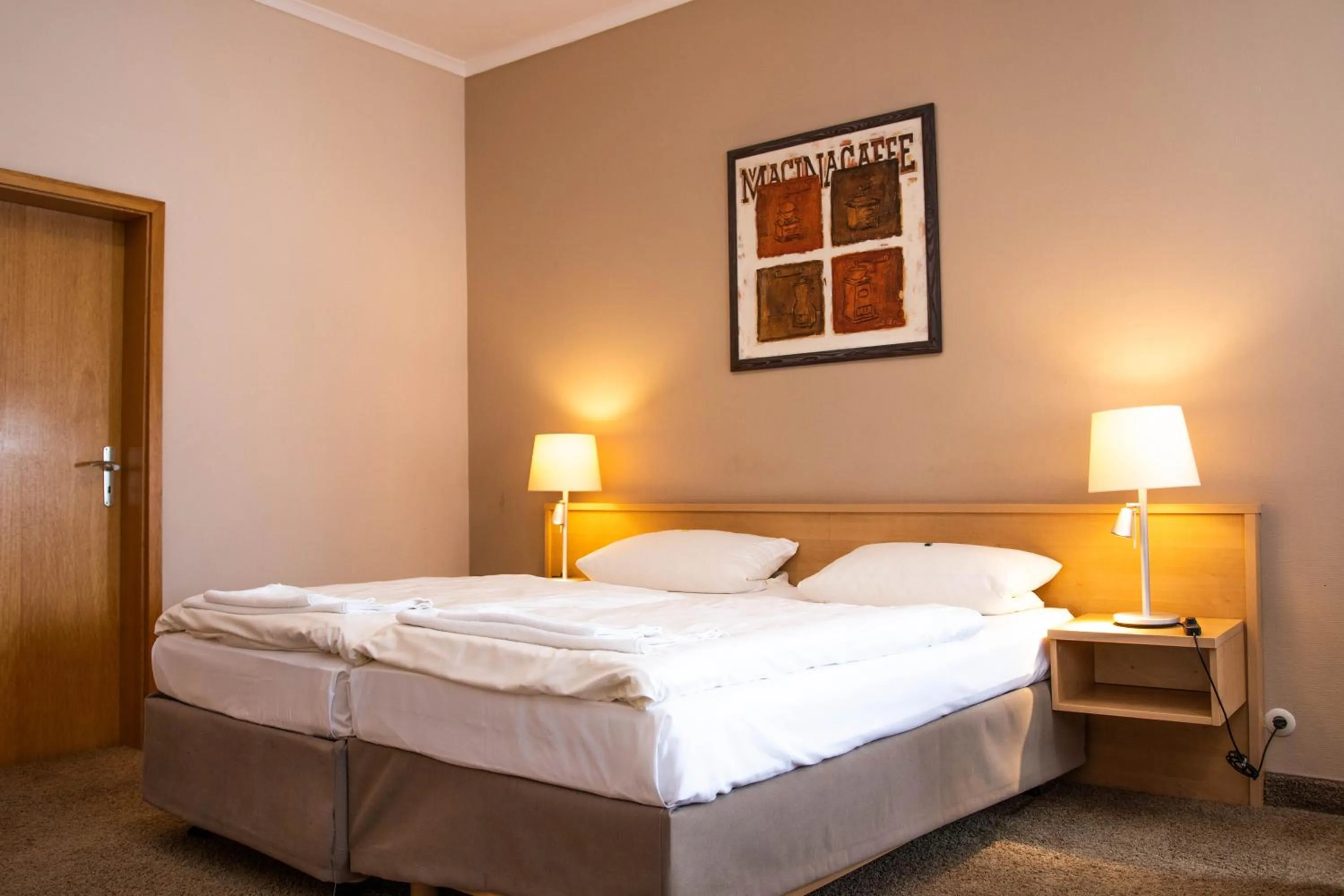 Quadruple Room in Bundt's Hotel & Gartenrestaurant