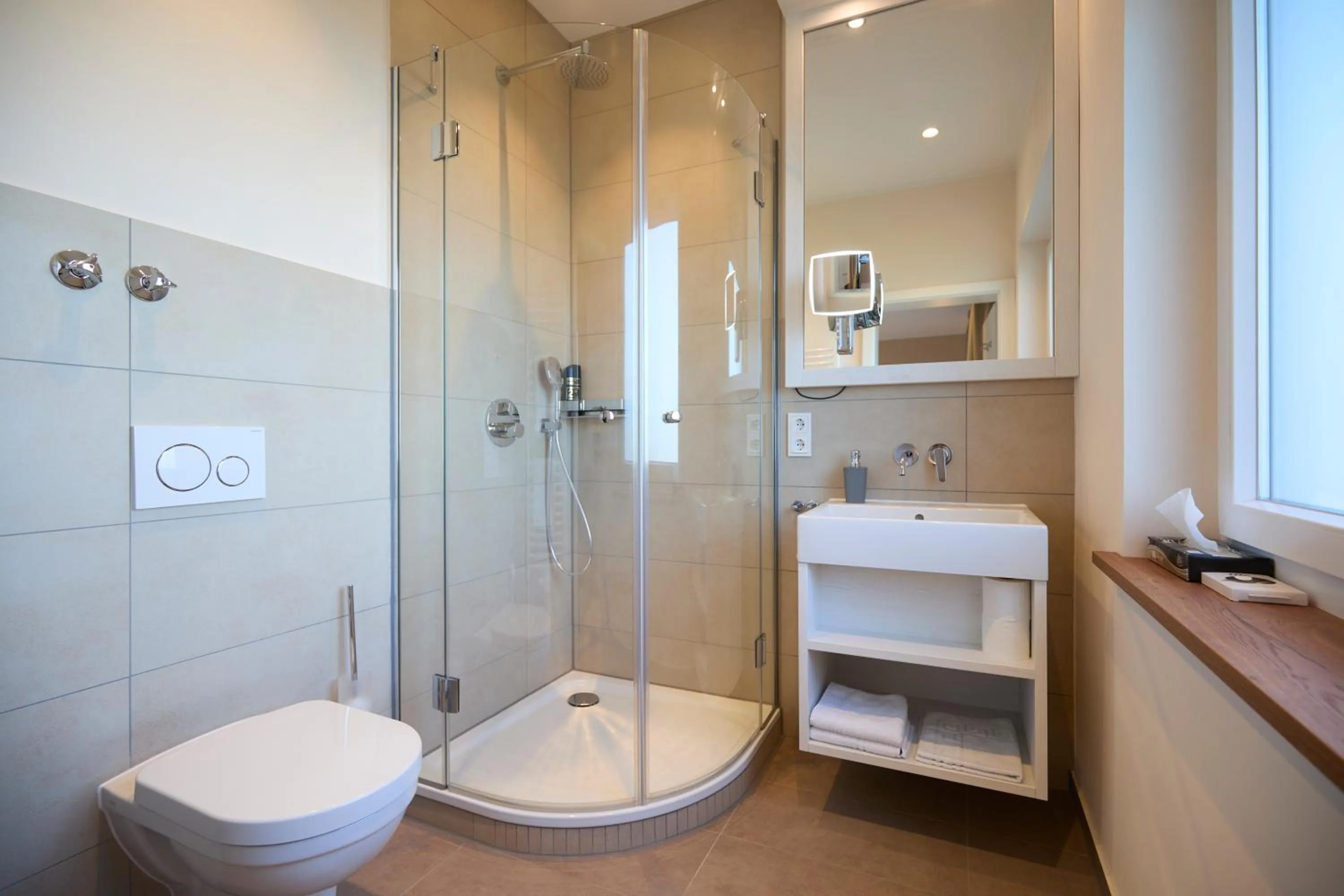 Bathroom in Bundt's Hotel & Gartenrestaurant