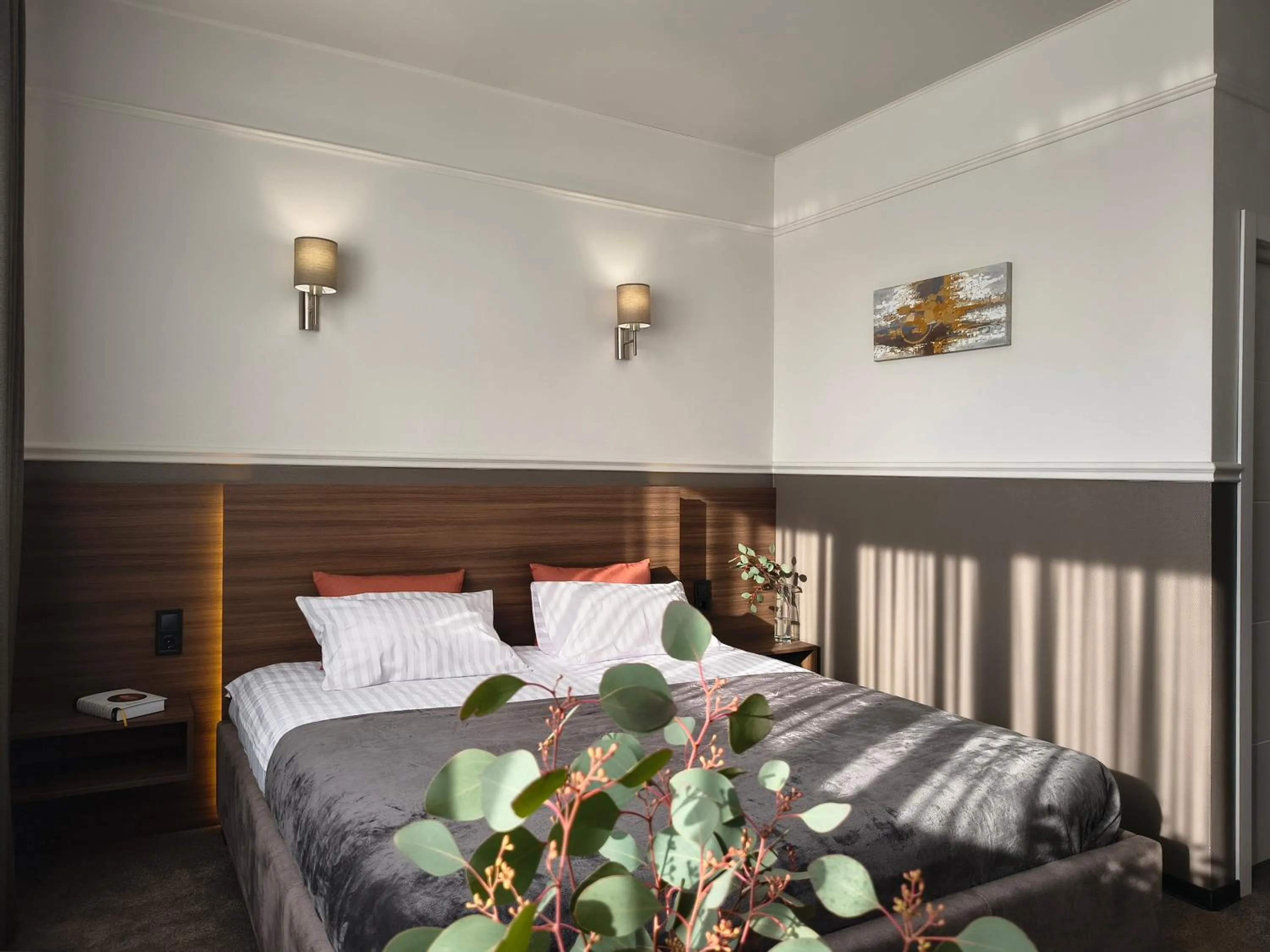 Bed in Mini Hotel on Brovarskaya