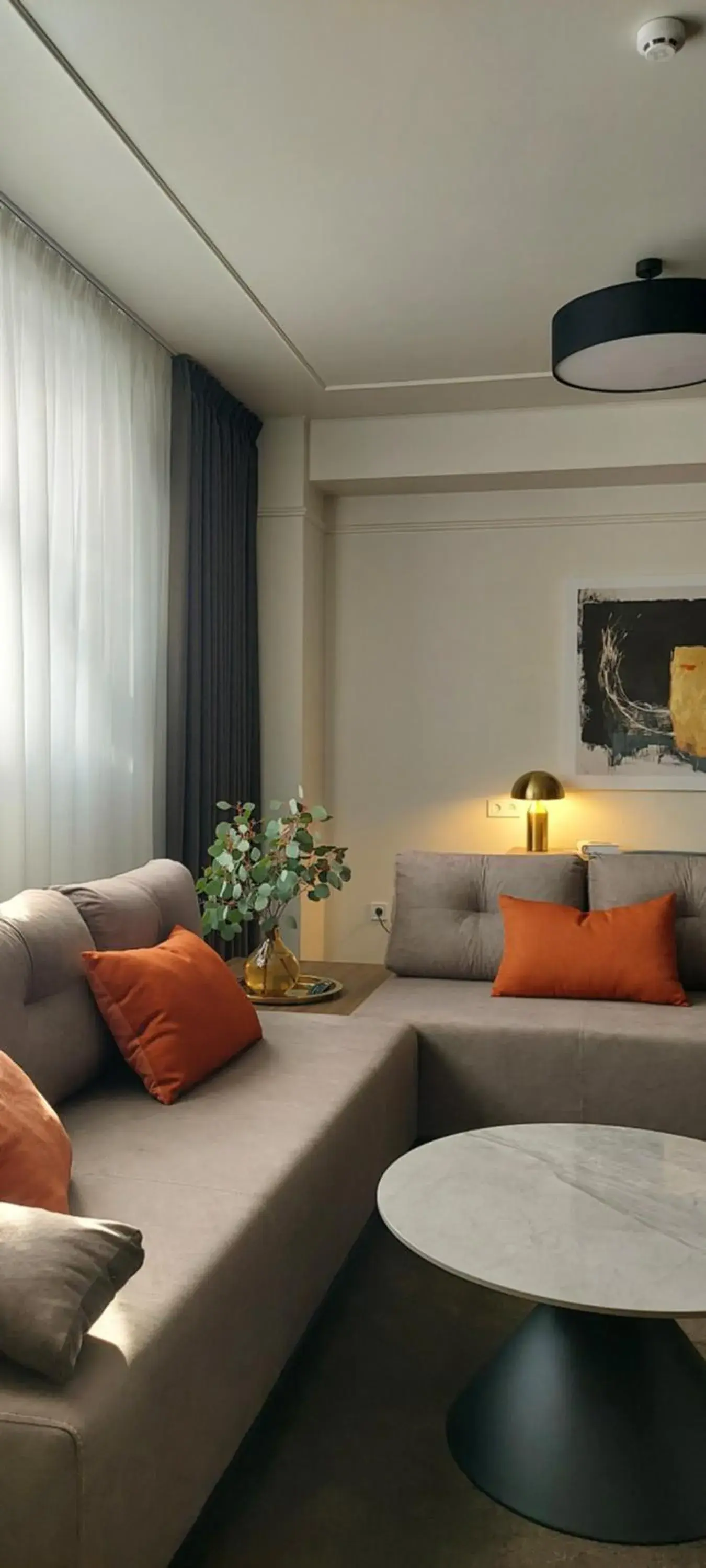 Deluxe Triple Room in Mini Hotel on Brovarskaya Deluxe Triple Room in Mini Hotel on Brovarskaya