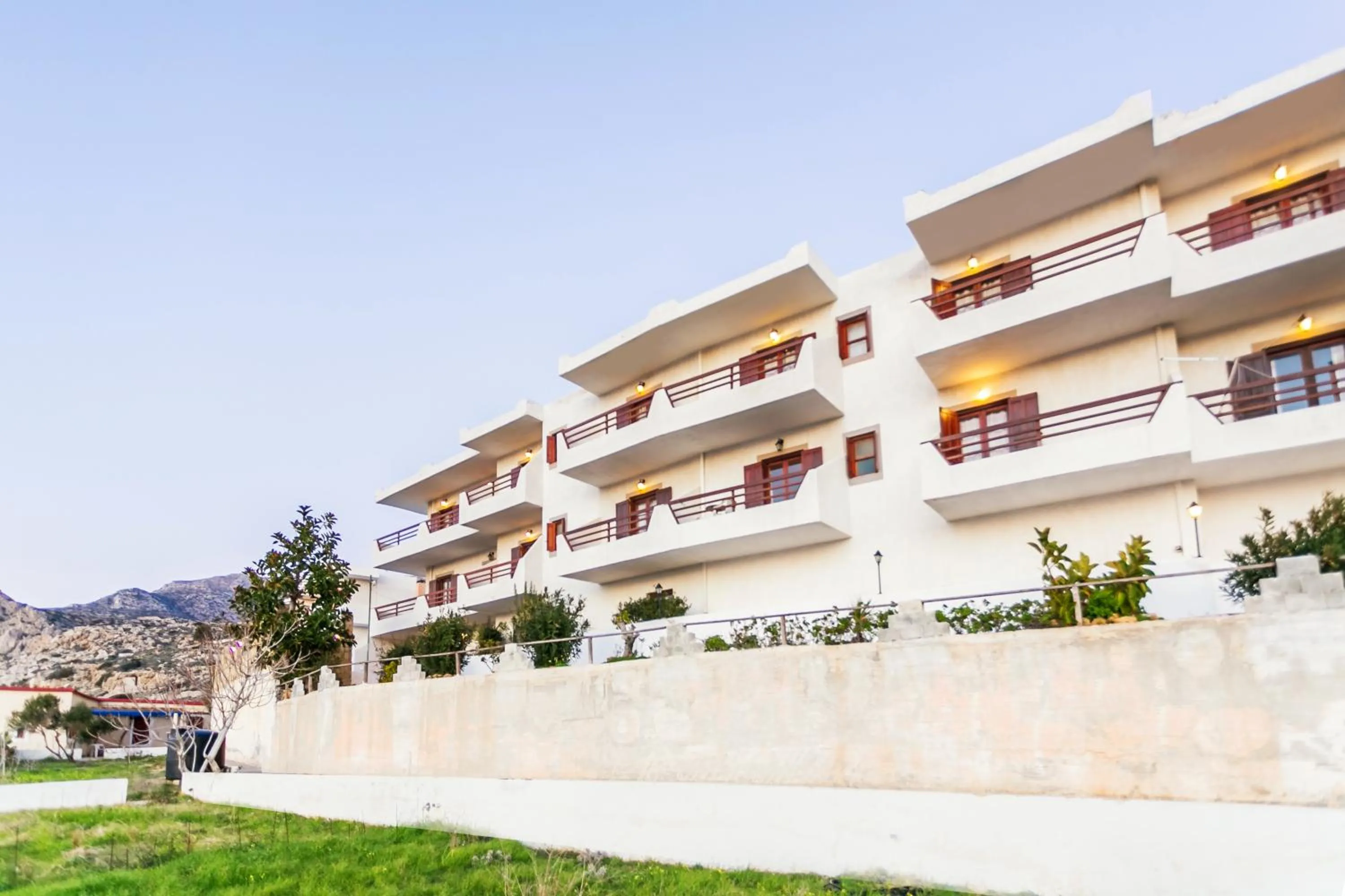 Property building in Yiannis Ηotel