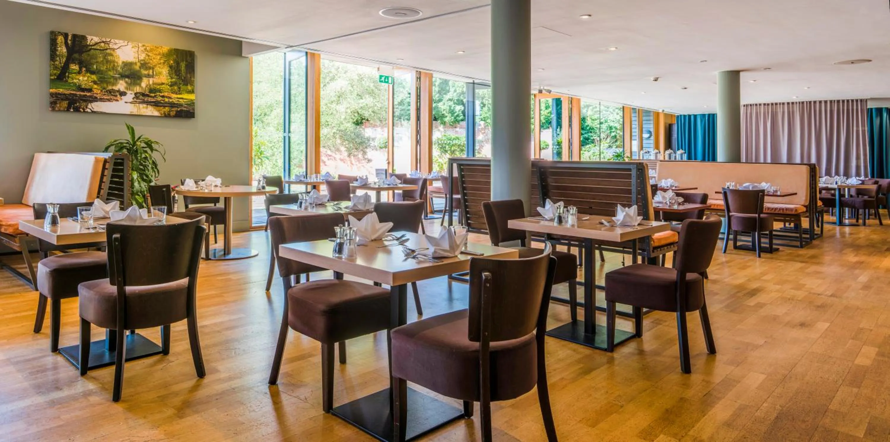 Continental breakfast in Lifehouse Spa And Hotel