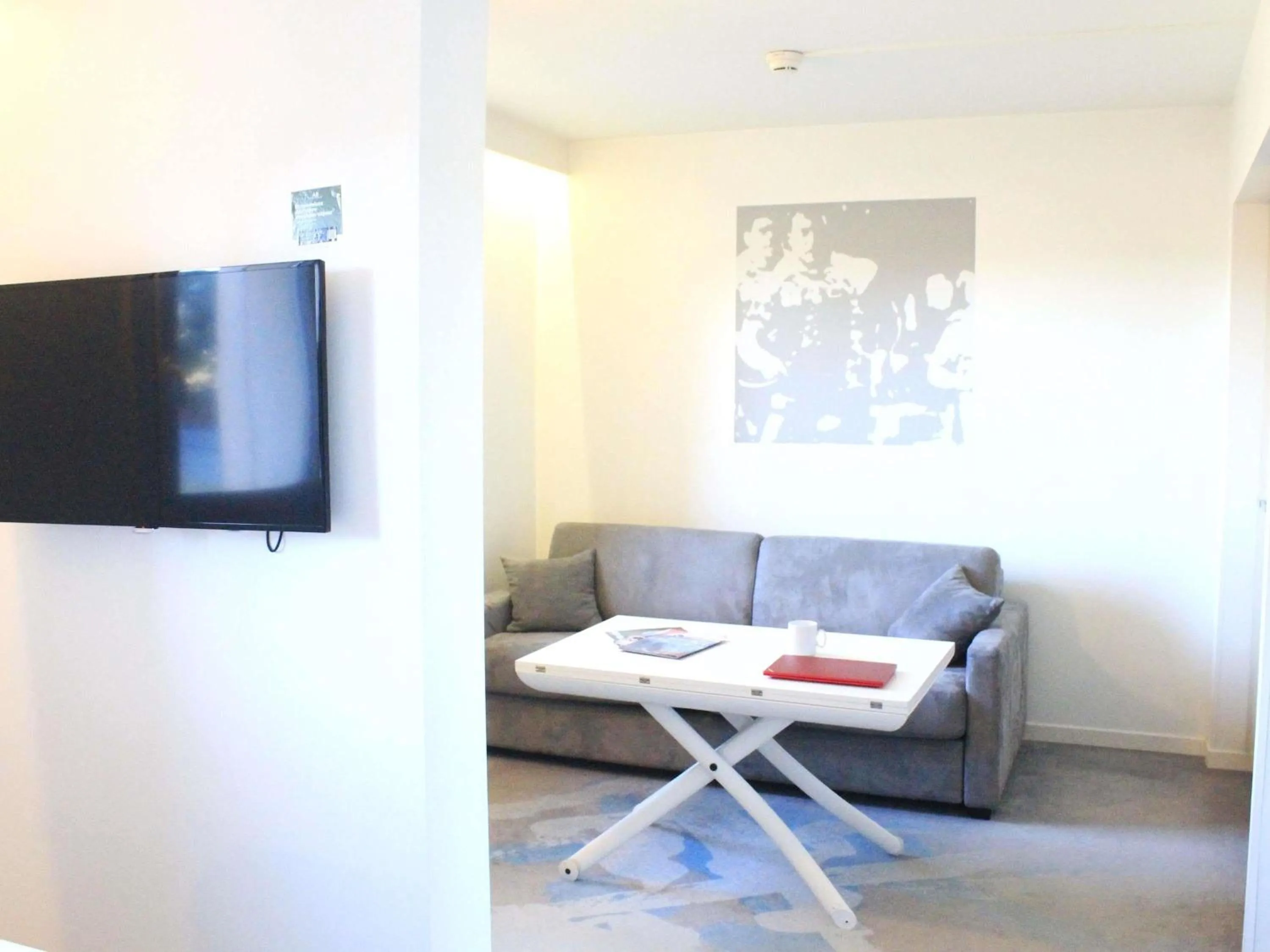 Bedroom in ibis Styles Toulouse Nord Sesquieres