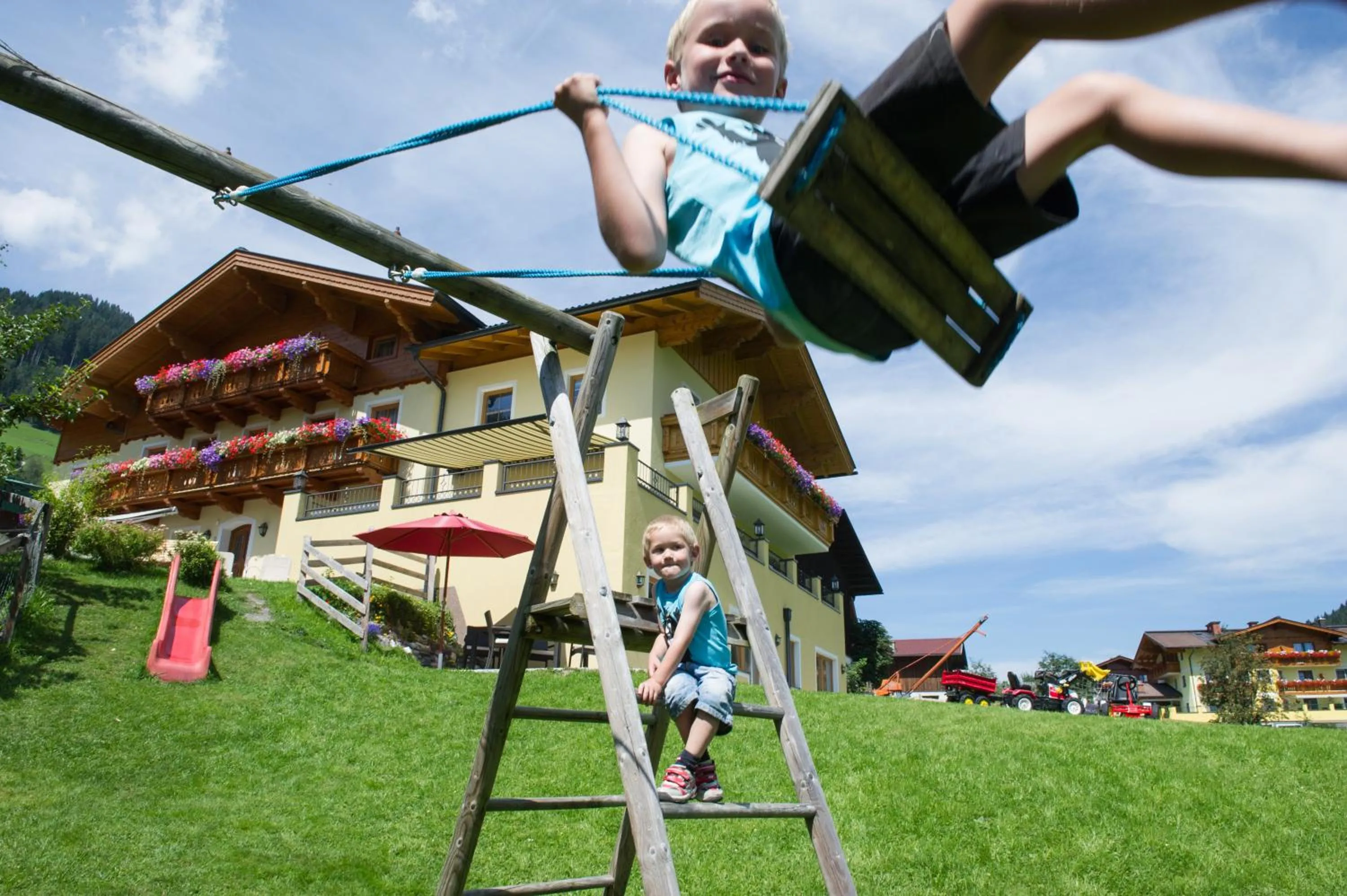 children in Haarlehenhof