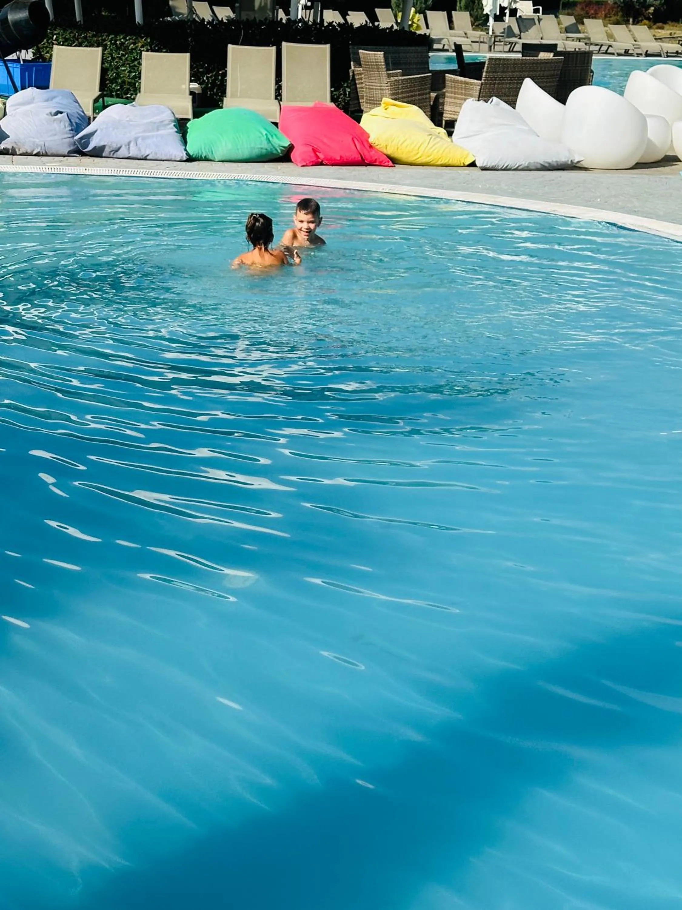 Pool view in Resort Plaza Lake