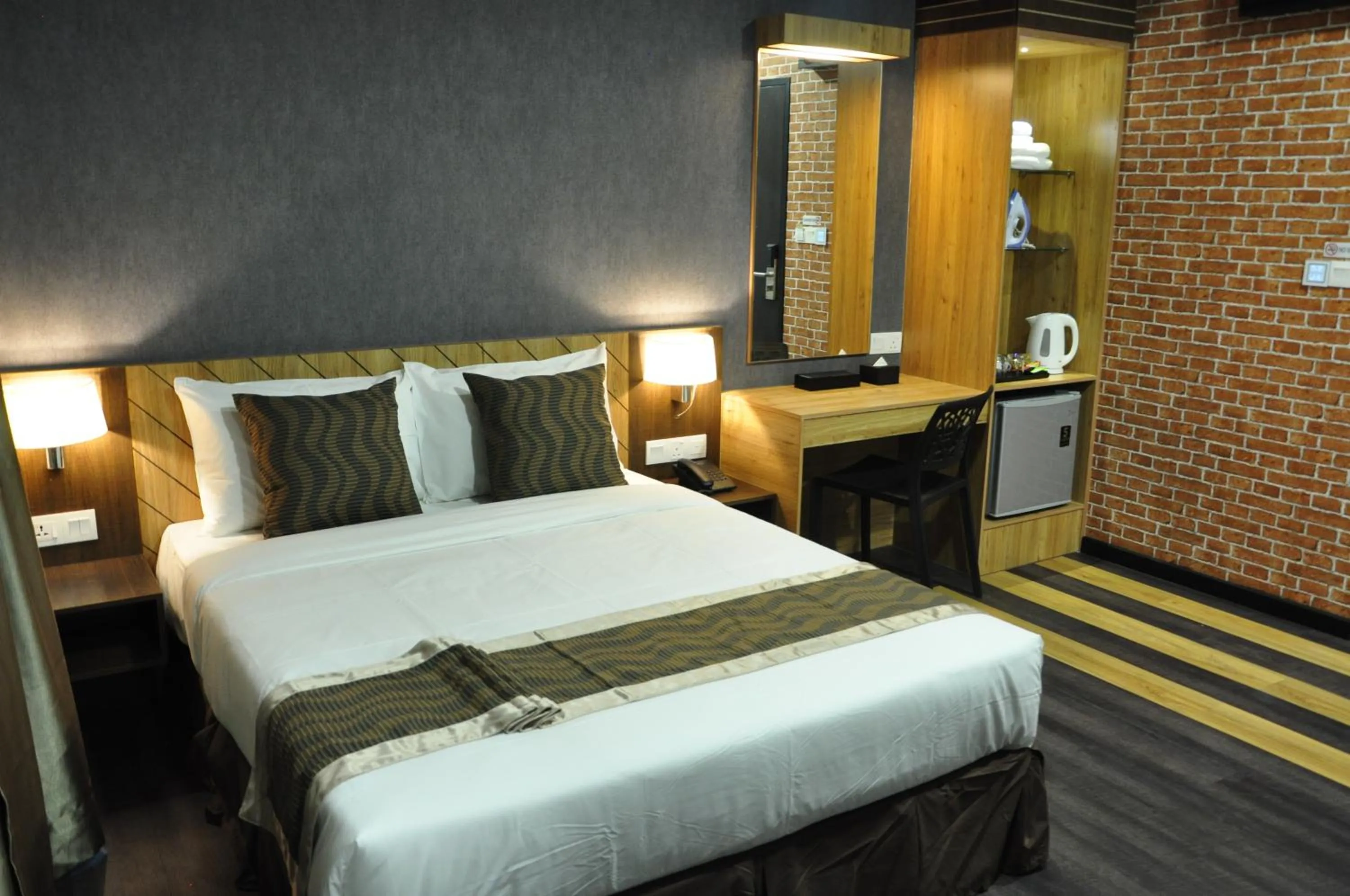 Bed in Valya Hotel, Kuala Terengganu