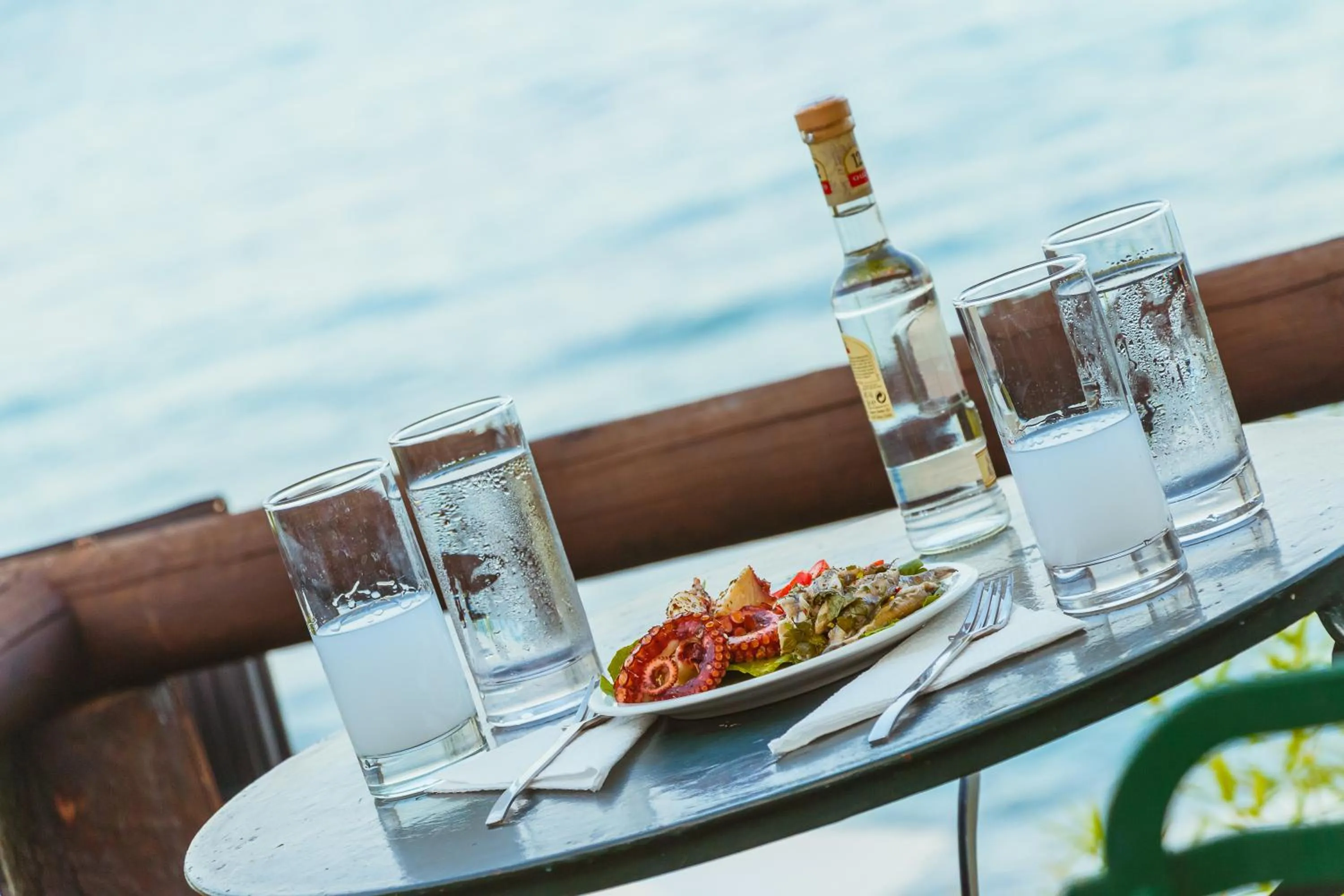 Alcoholic drinks in Grekis Beach Hotel and Apartments