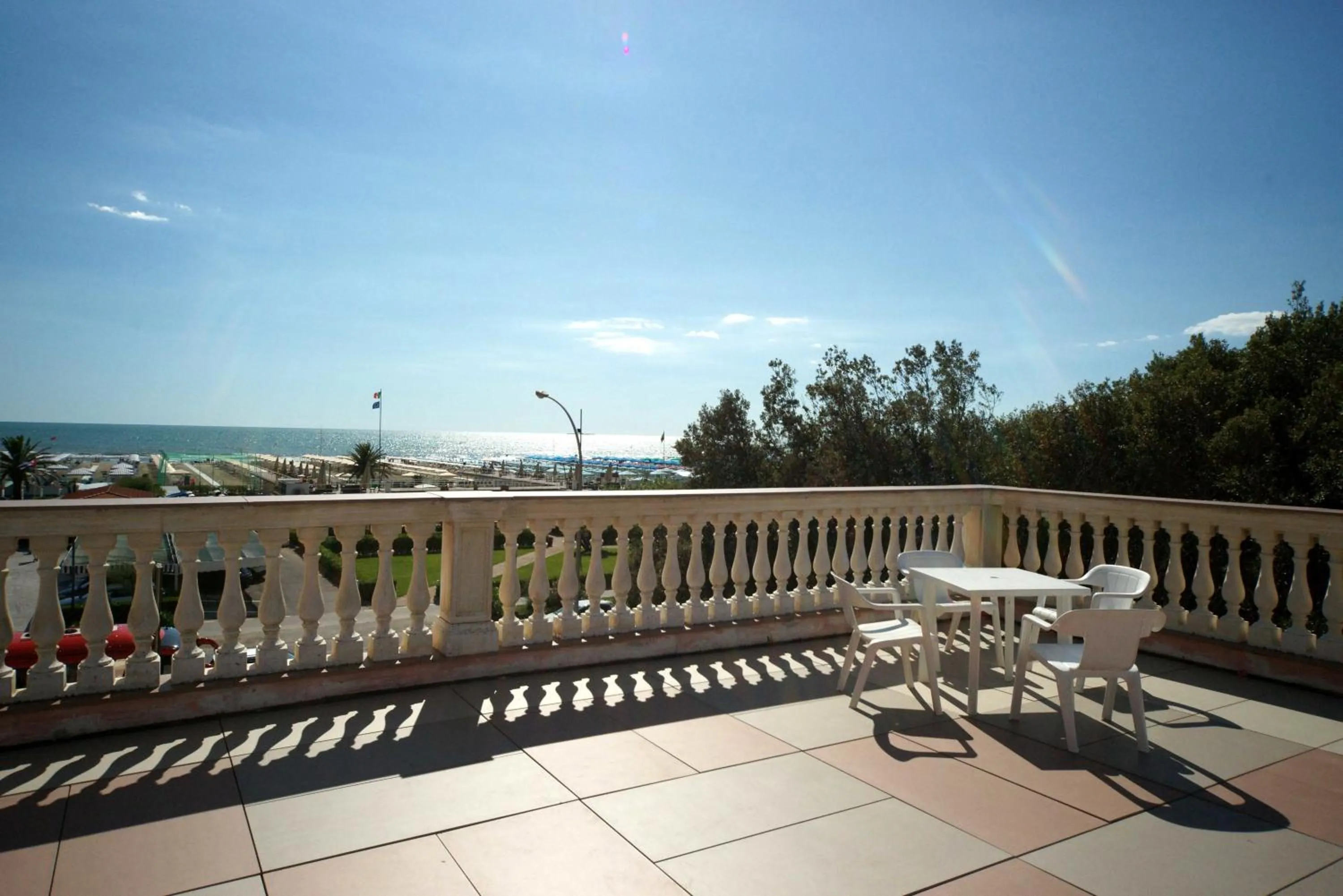 Balcony/Terrace in Hotel Happy