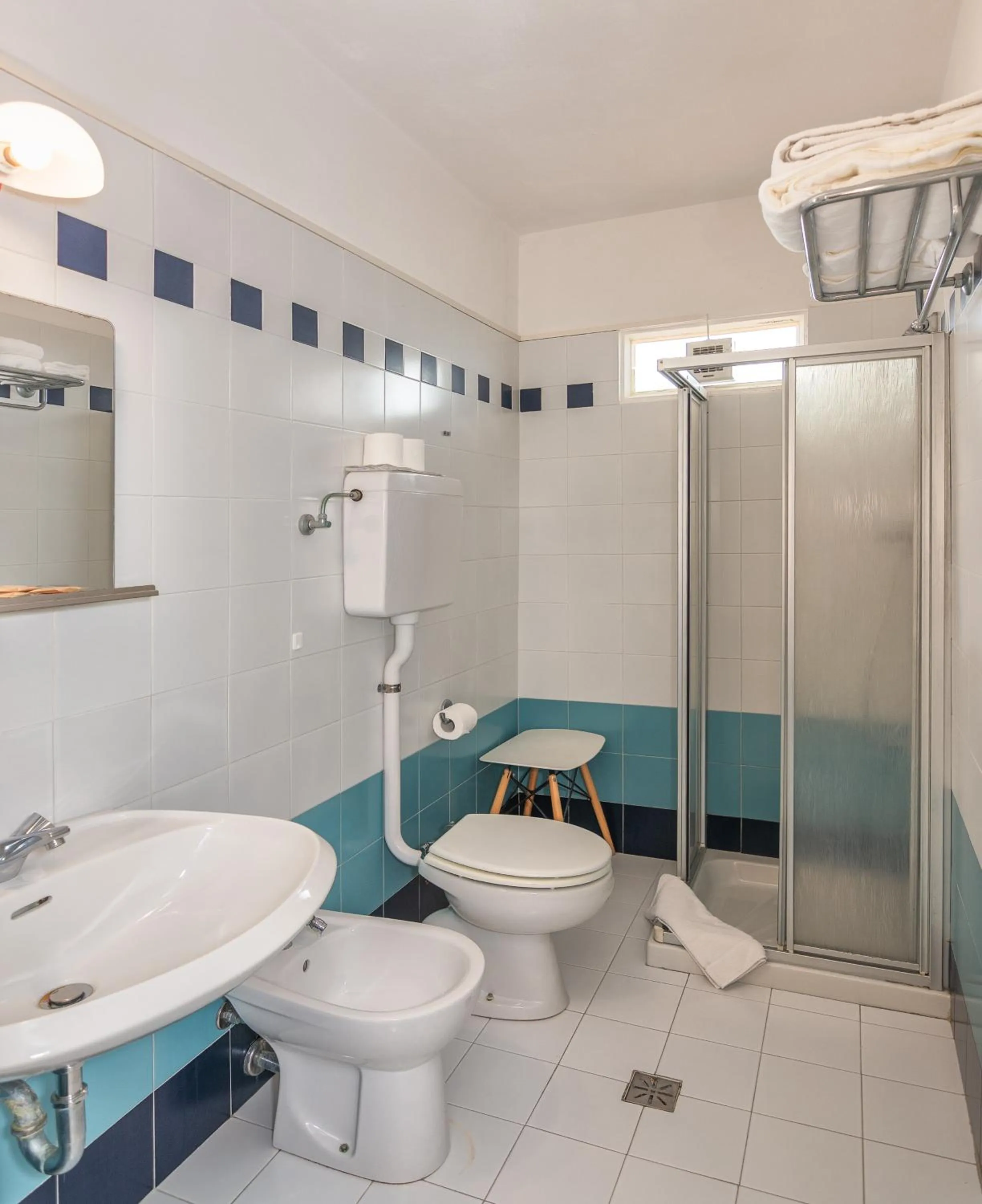 Toilet in Hotel Happy