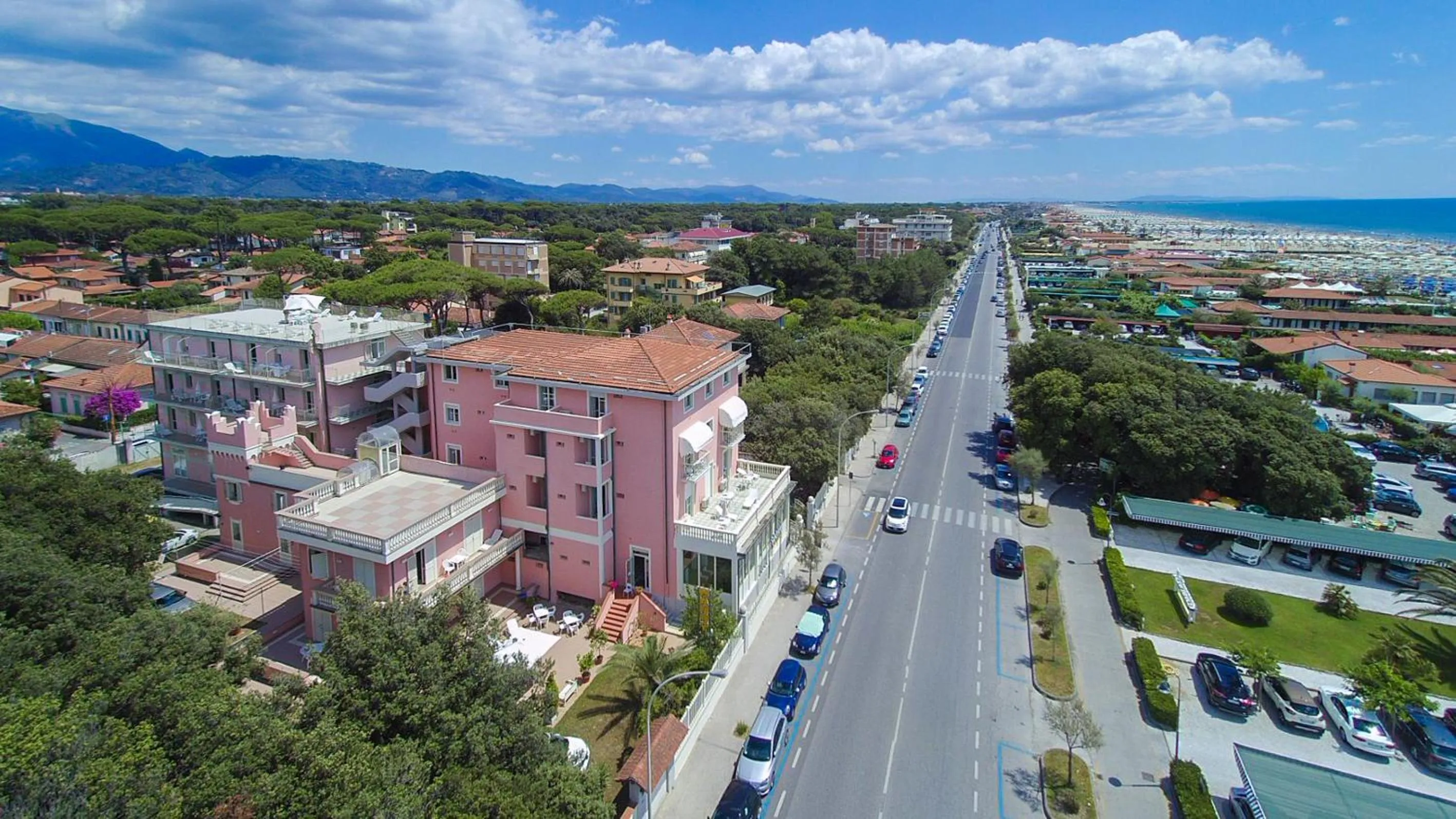 Bird's eye view in Hotel Happy