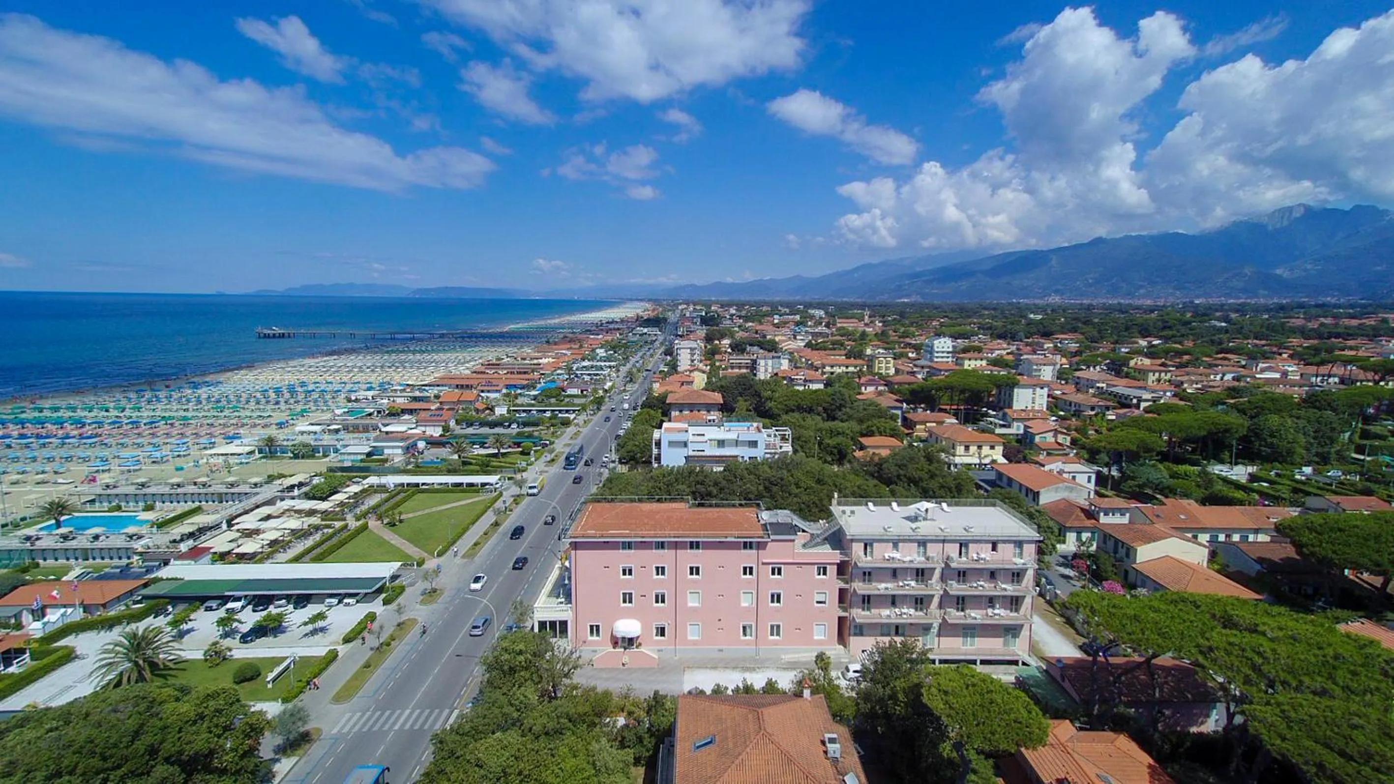 Bird's eye view in Hotel Happy