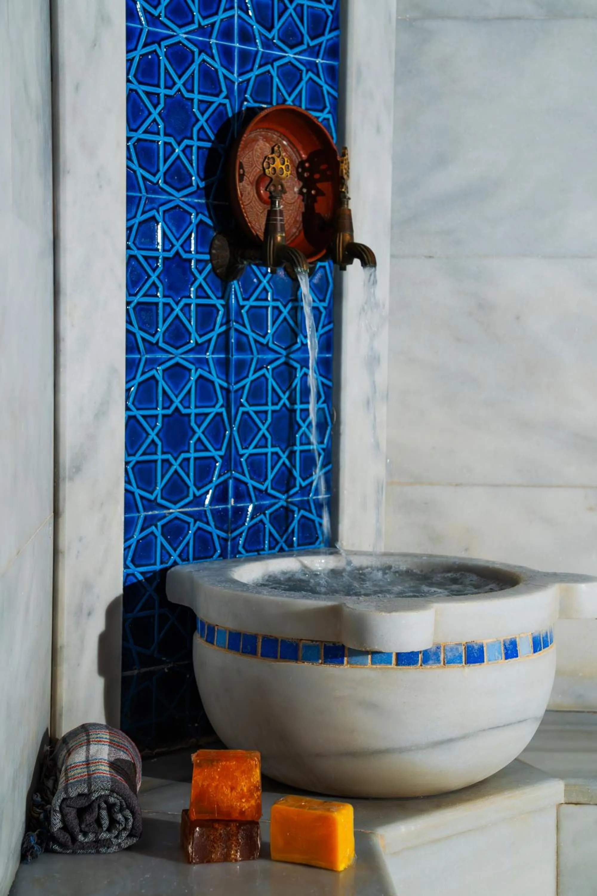 Public Bath in Vespia Hotel