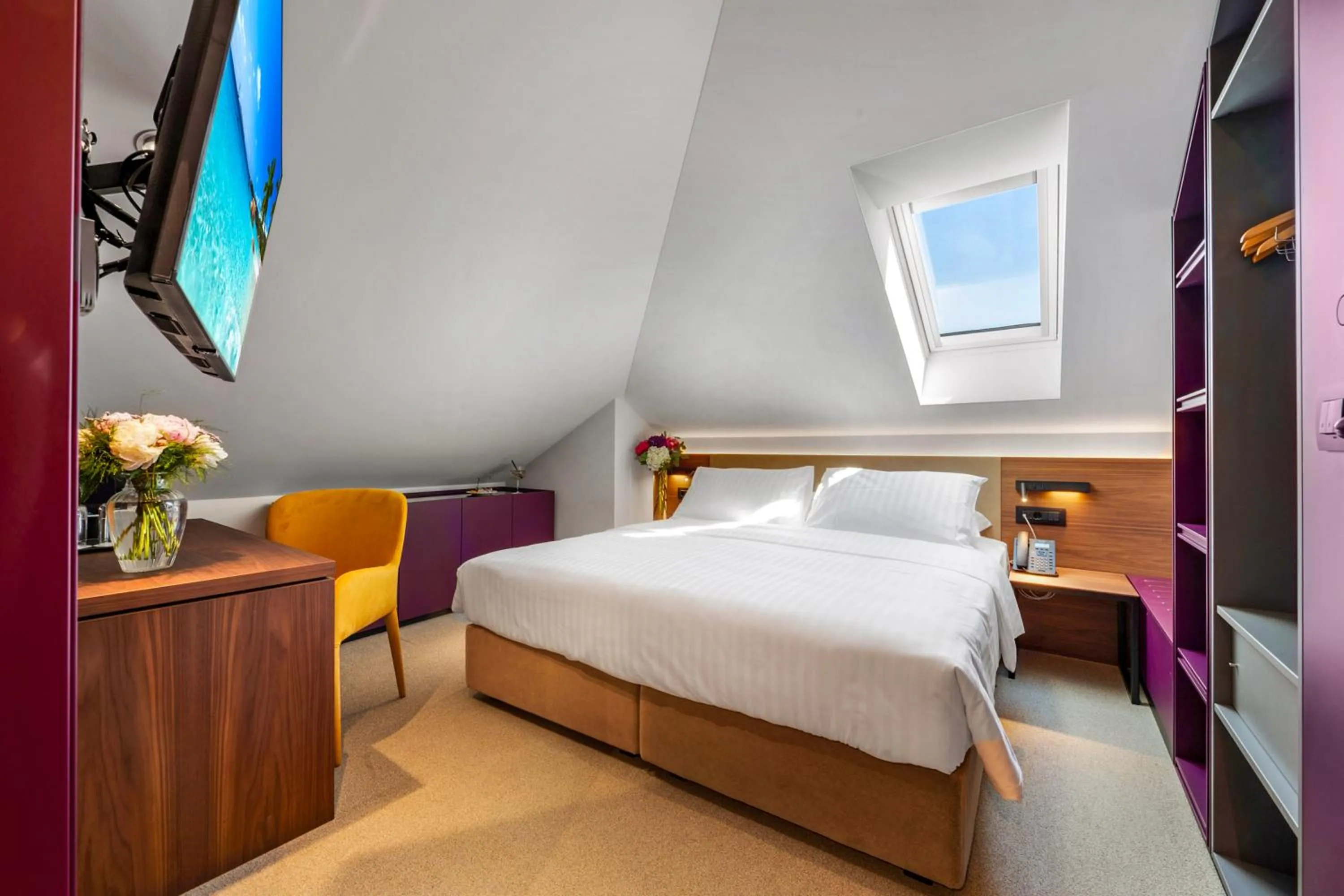 Photo of the whole room, Bed in Villa Orabelle