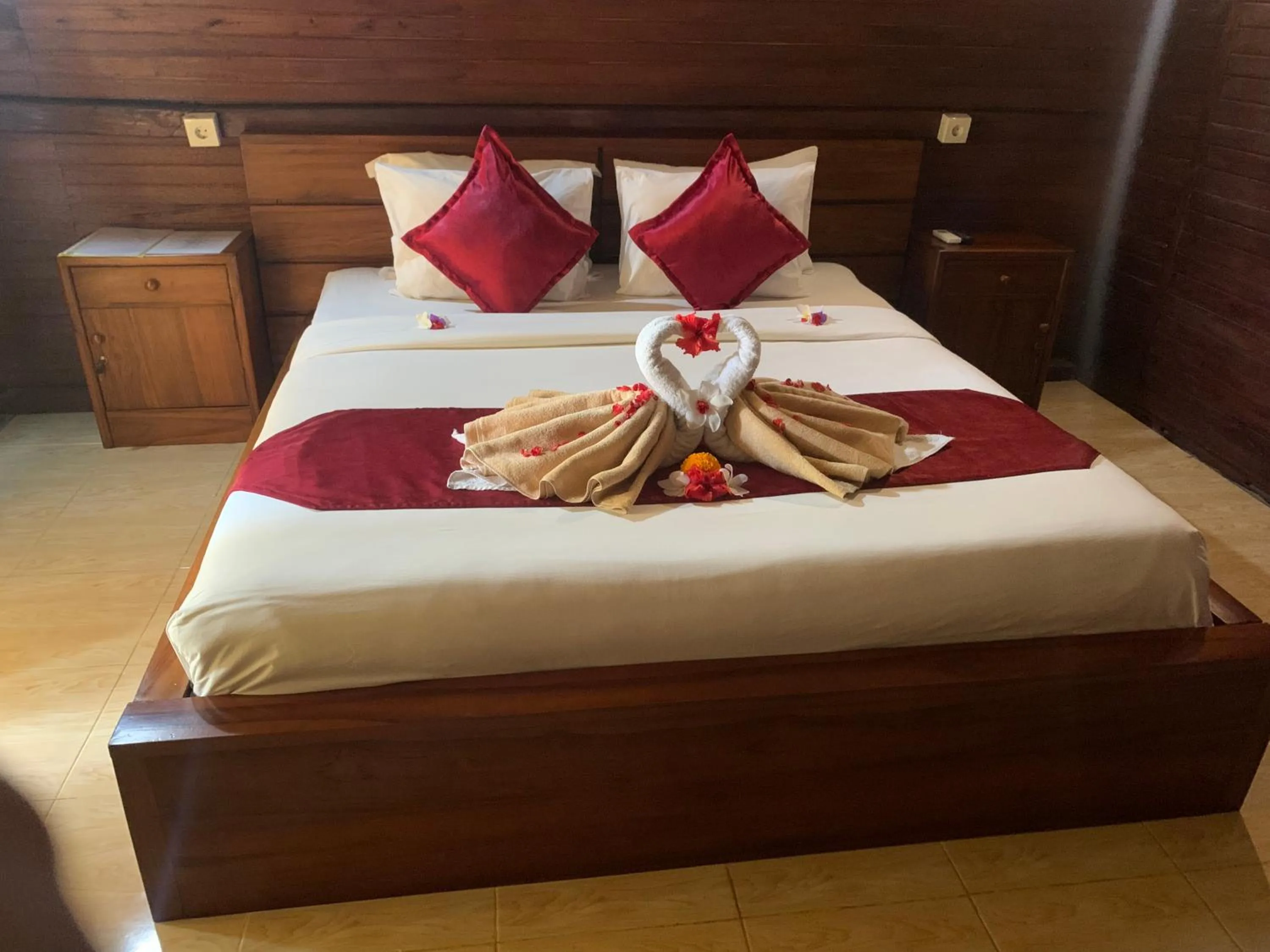 Bed in Jona Bungalow