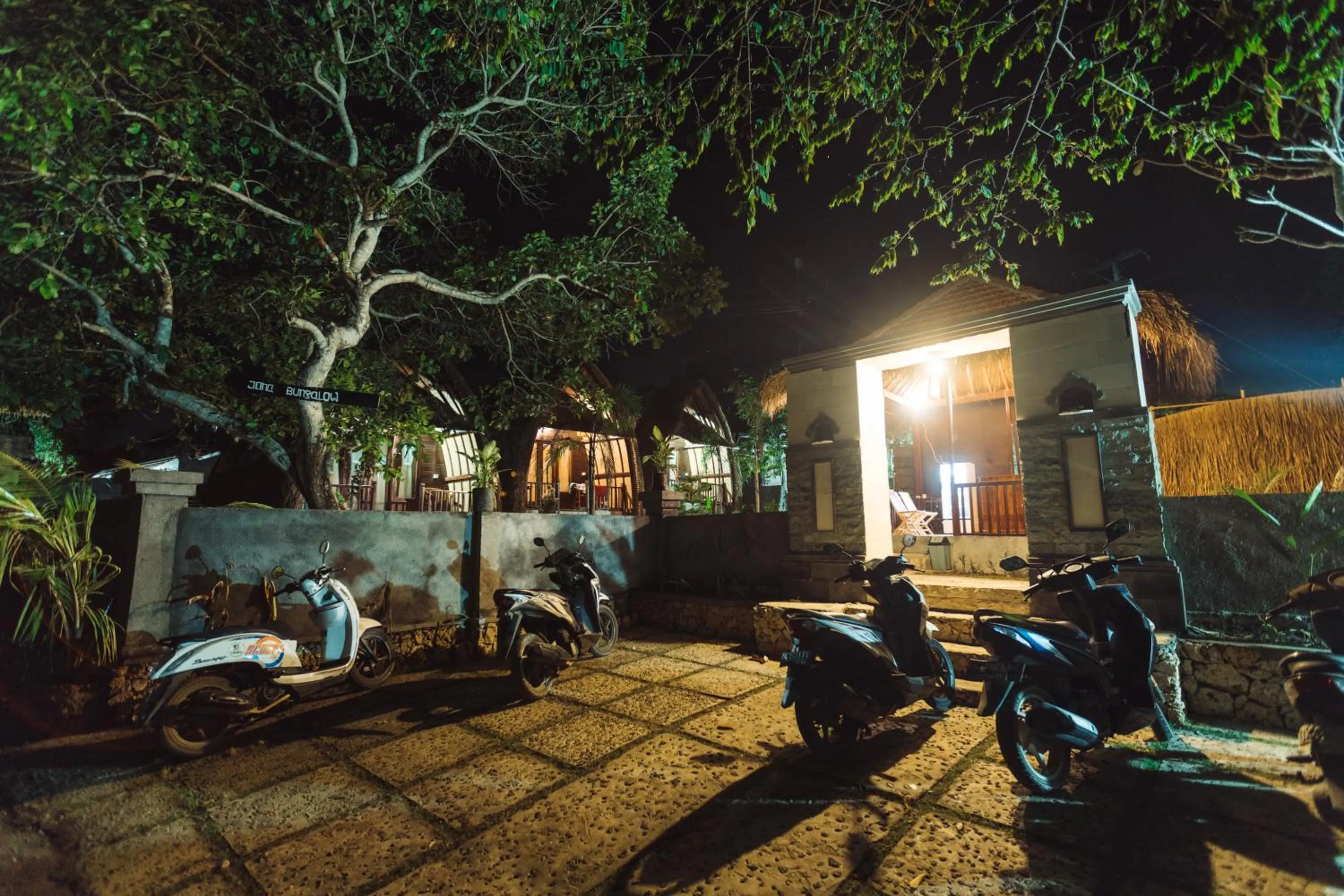 Property building in Jona Bungalow