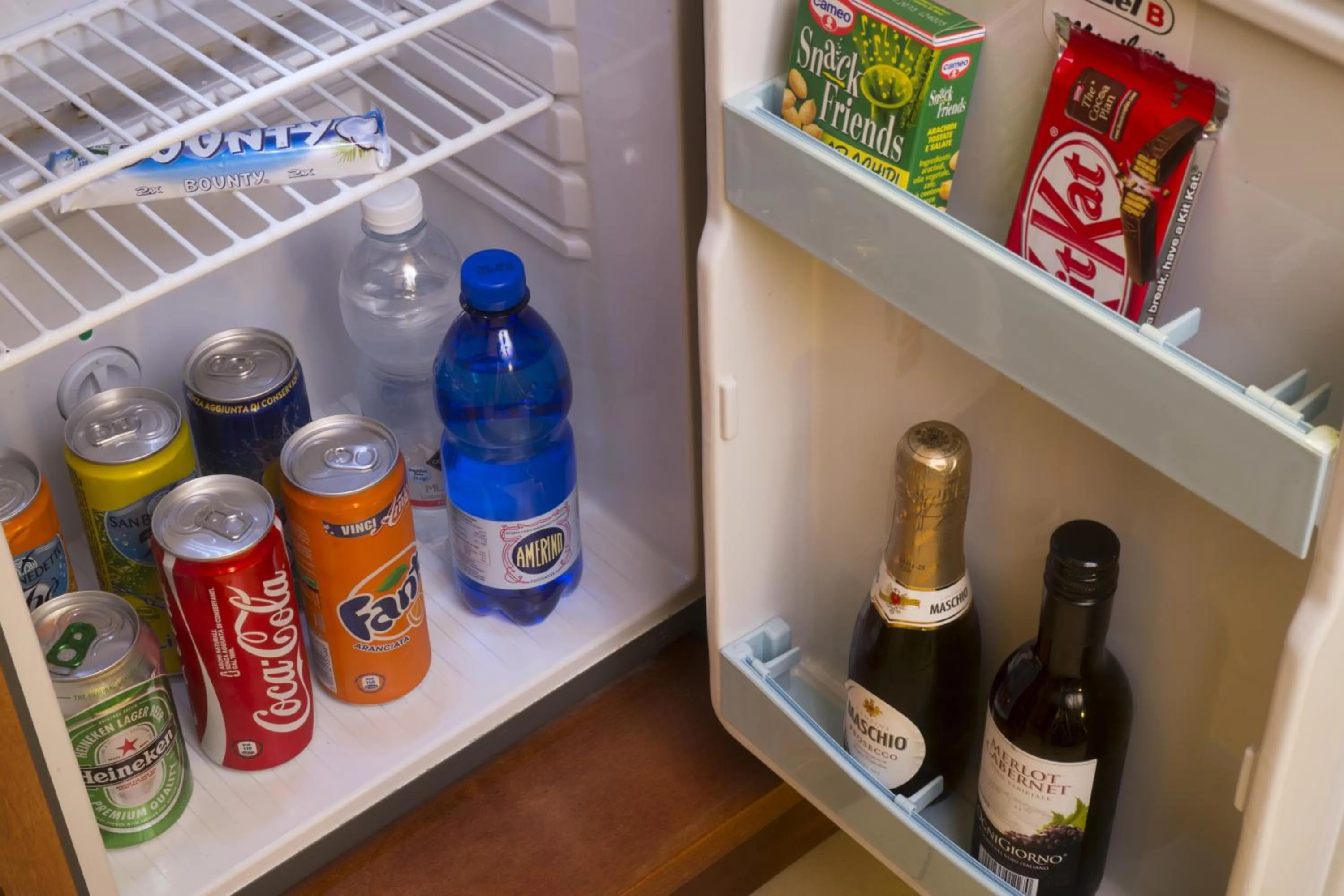 Drinks in Adorasuite B&B