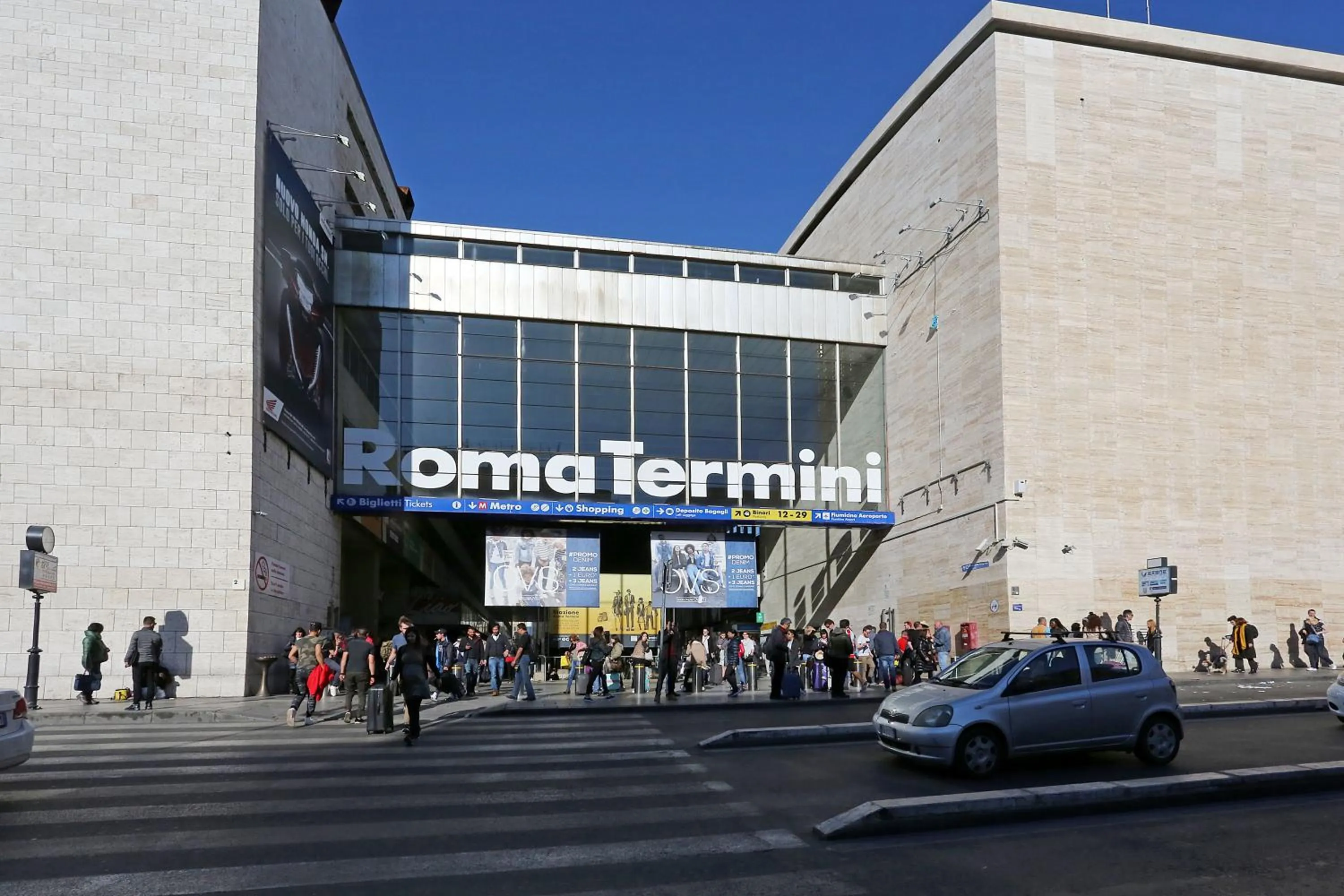 Property building in Adorasuite B&B