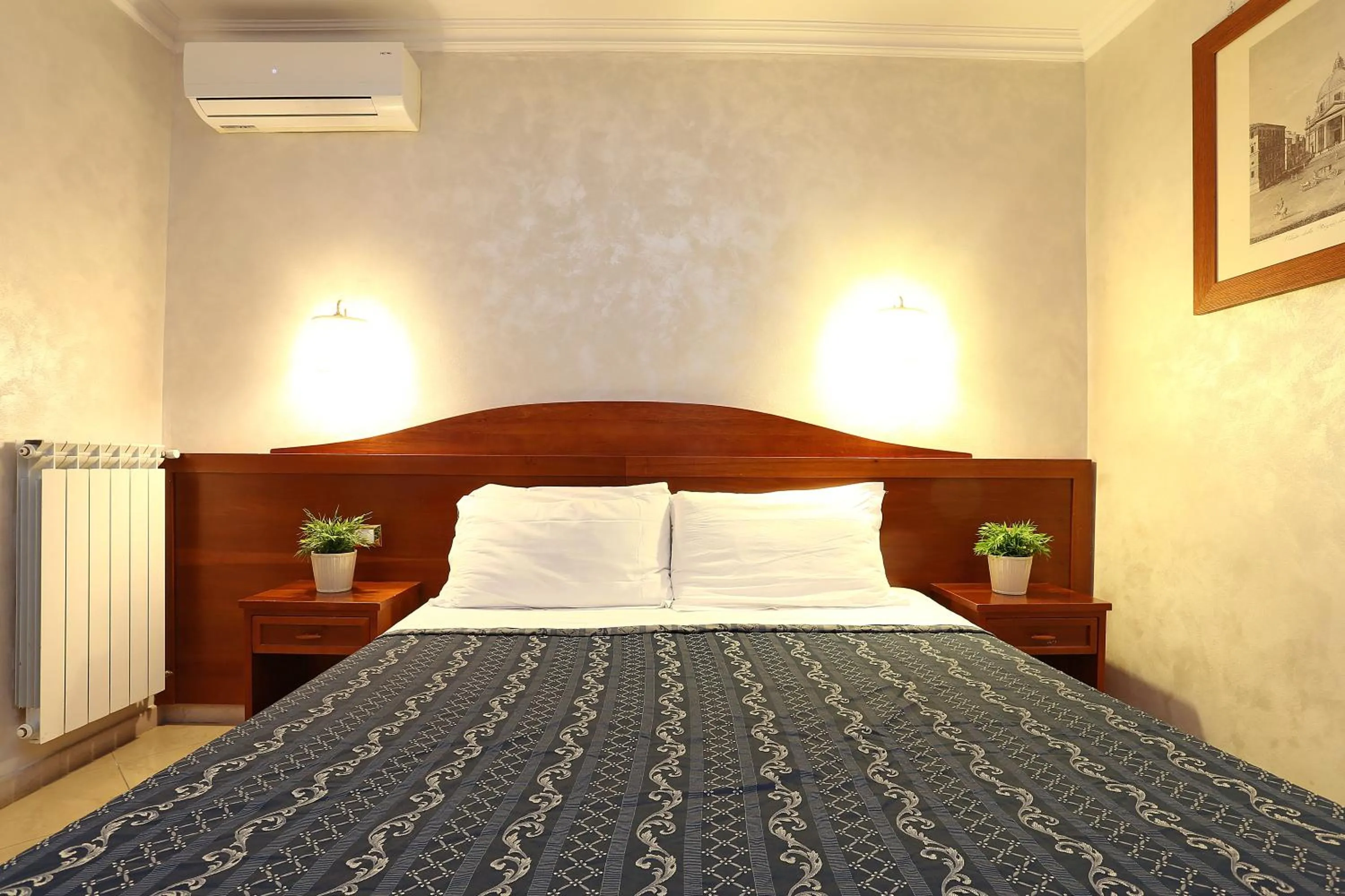 Photo of the whole room, Bed in Adorasuite B&B