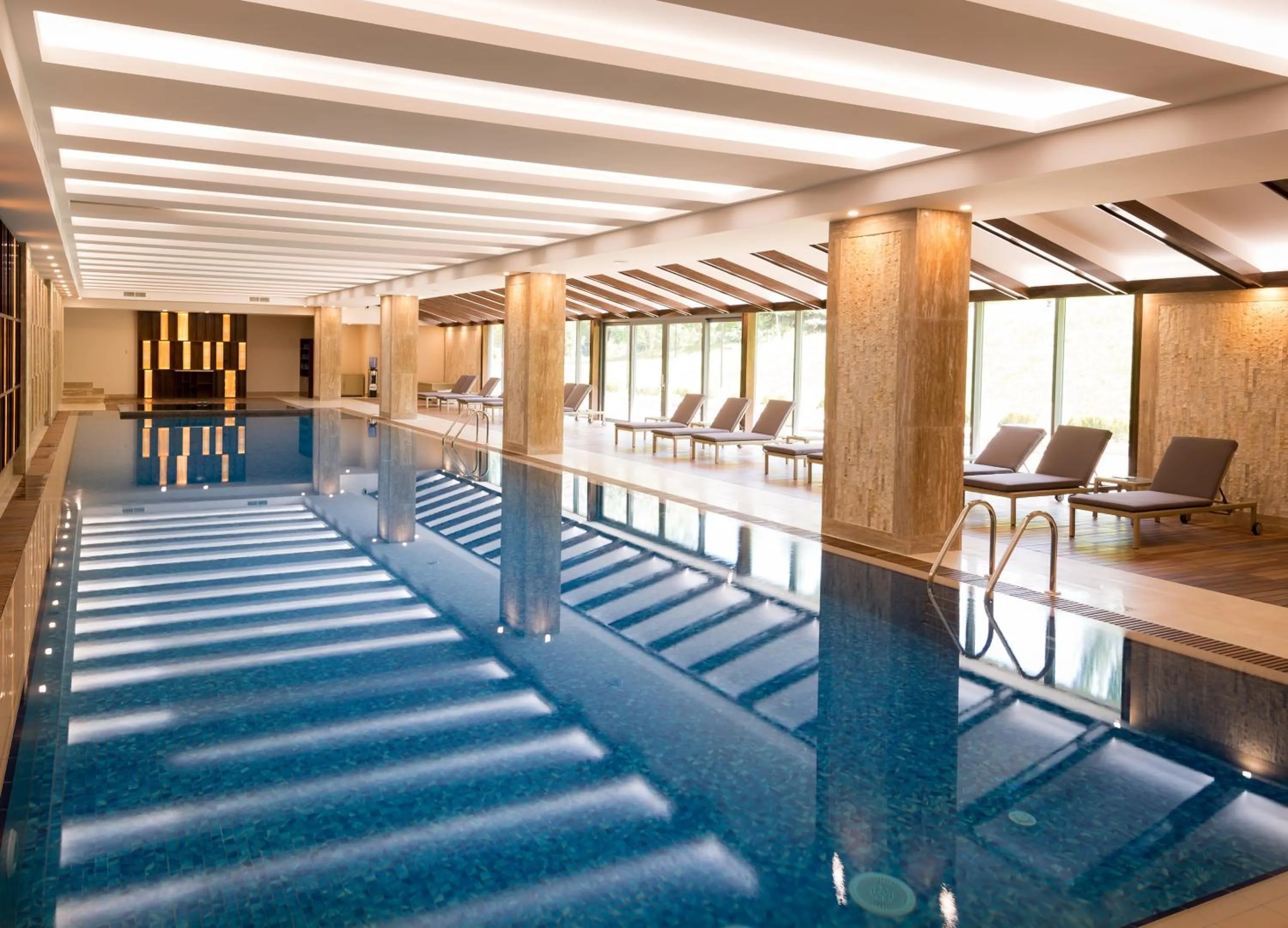 Swimming pool in Radisson BLU Hotel Yerevan