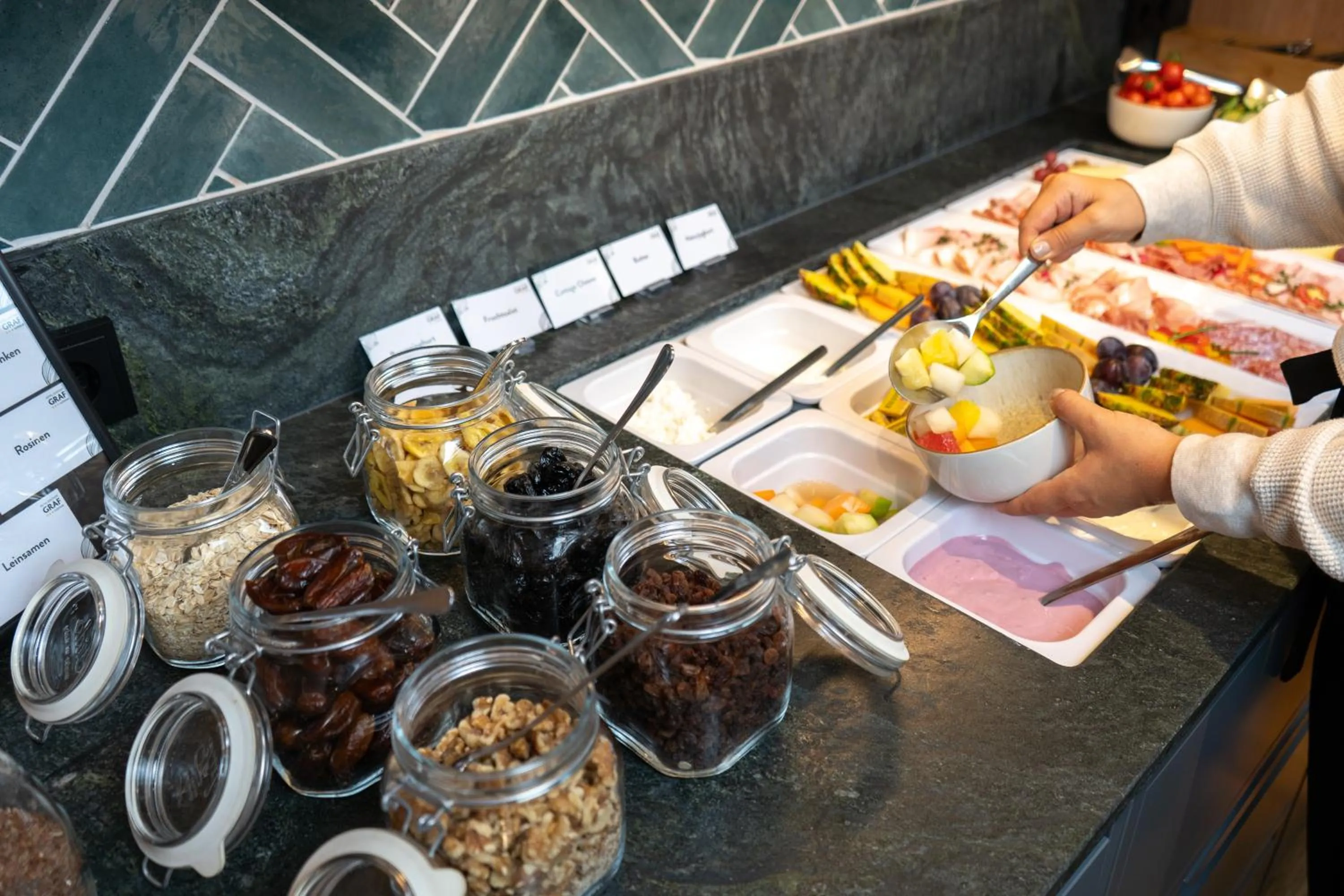 Restaurant/places to eat in Hotel & Restaurant Graf