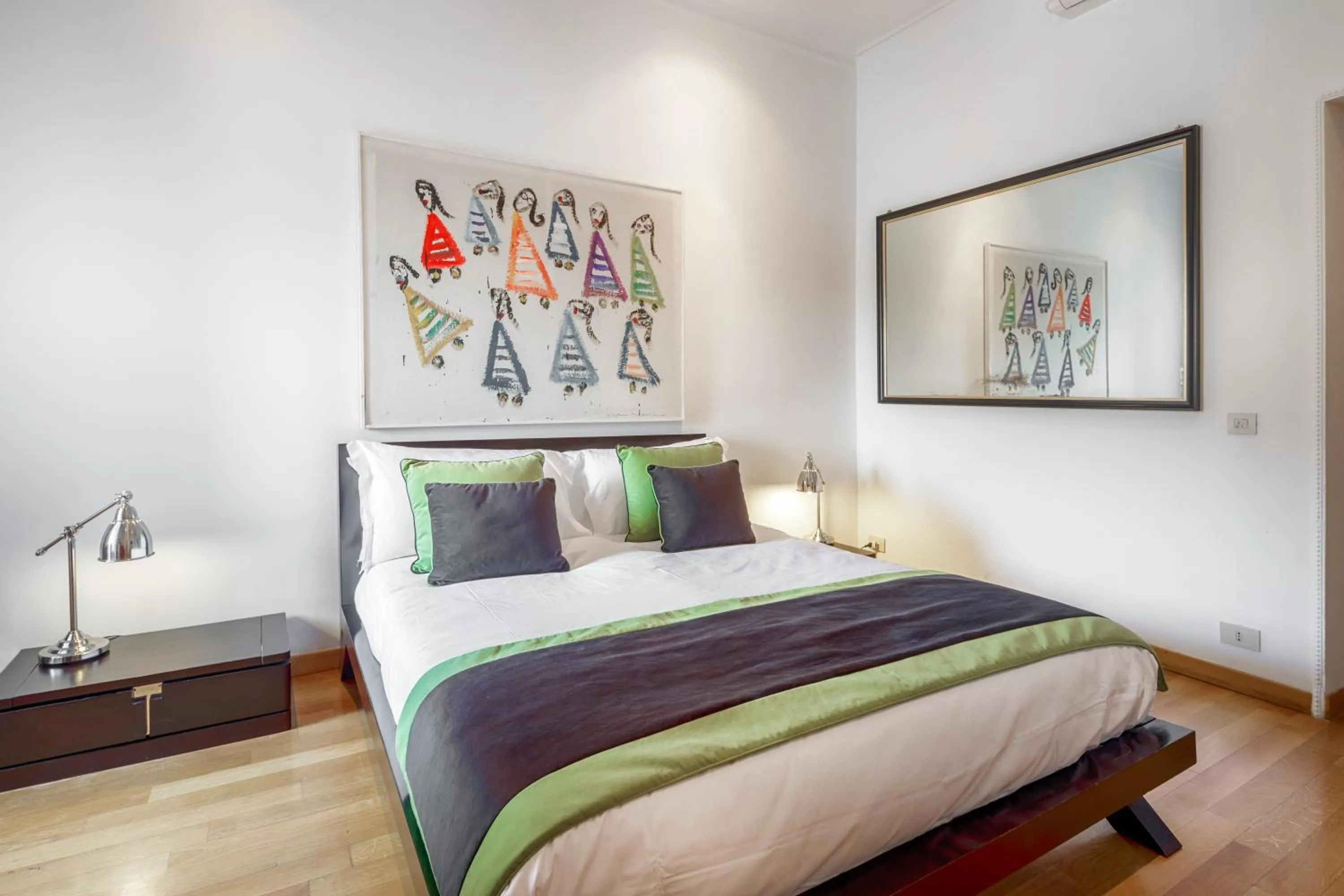 Bedroom, Bed in HT N°9 Colosseo