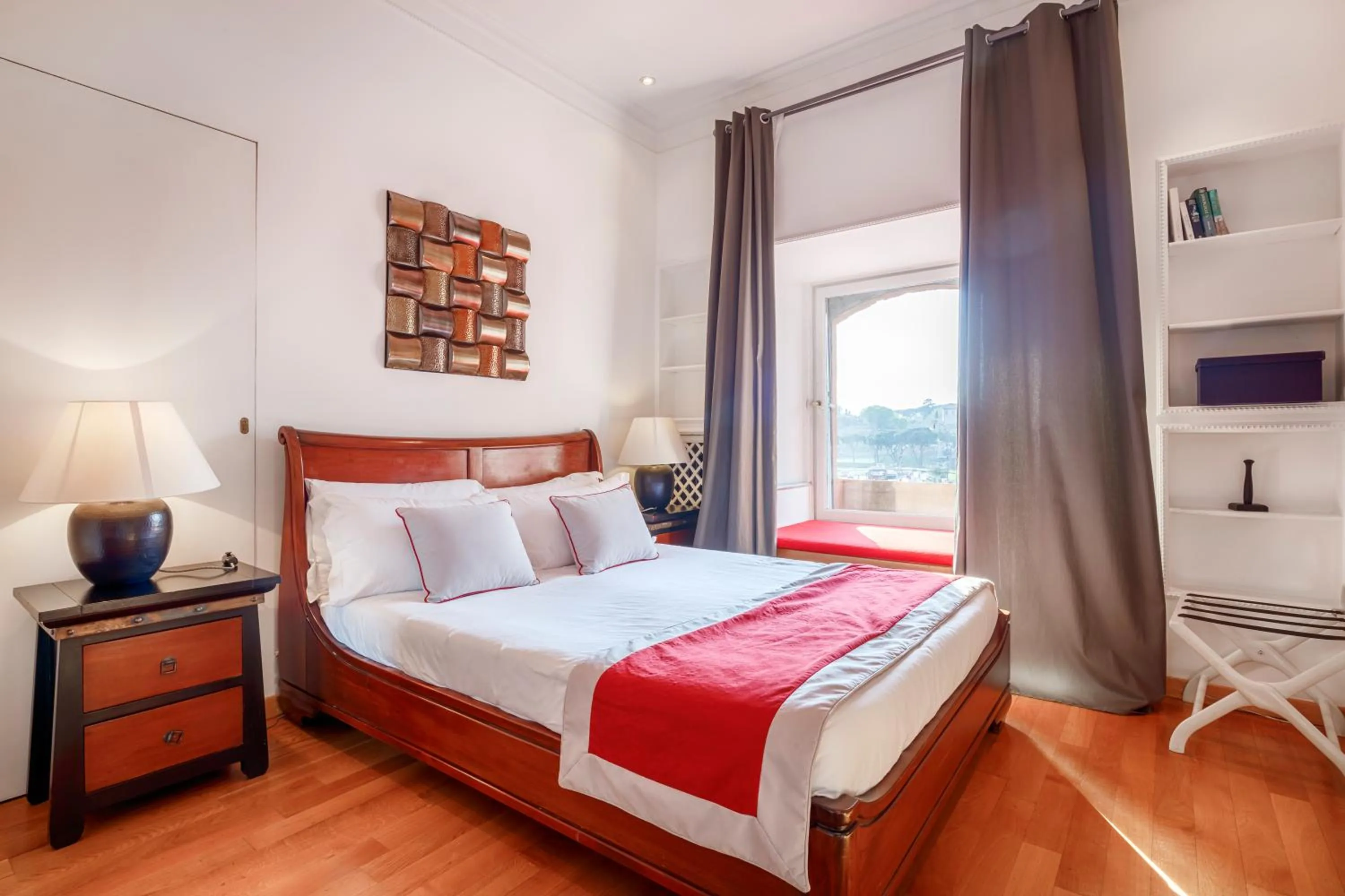 Bedroom, Bed in HT N°9 Colosseo