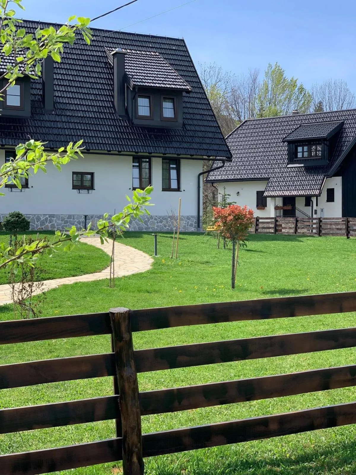 Property building in Plitvice Falls Cottage - Luxury rooms & Dinner