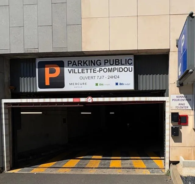 Parking in Mercure Lyon Centre - Gare Part Dieu