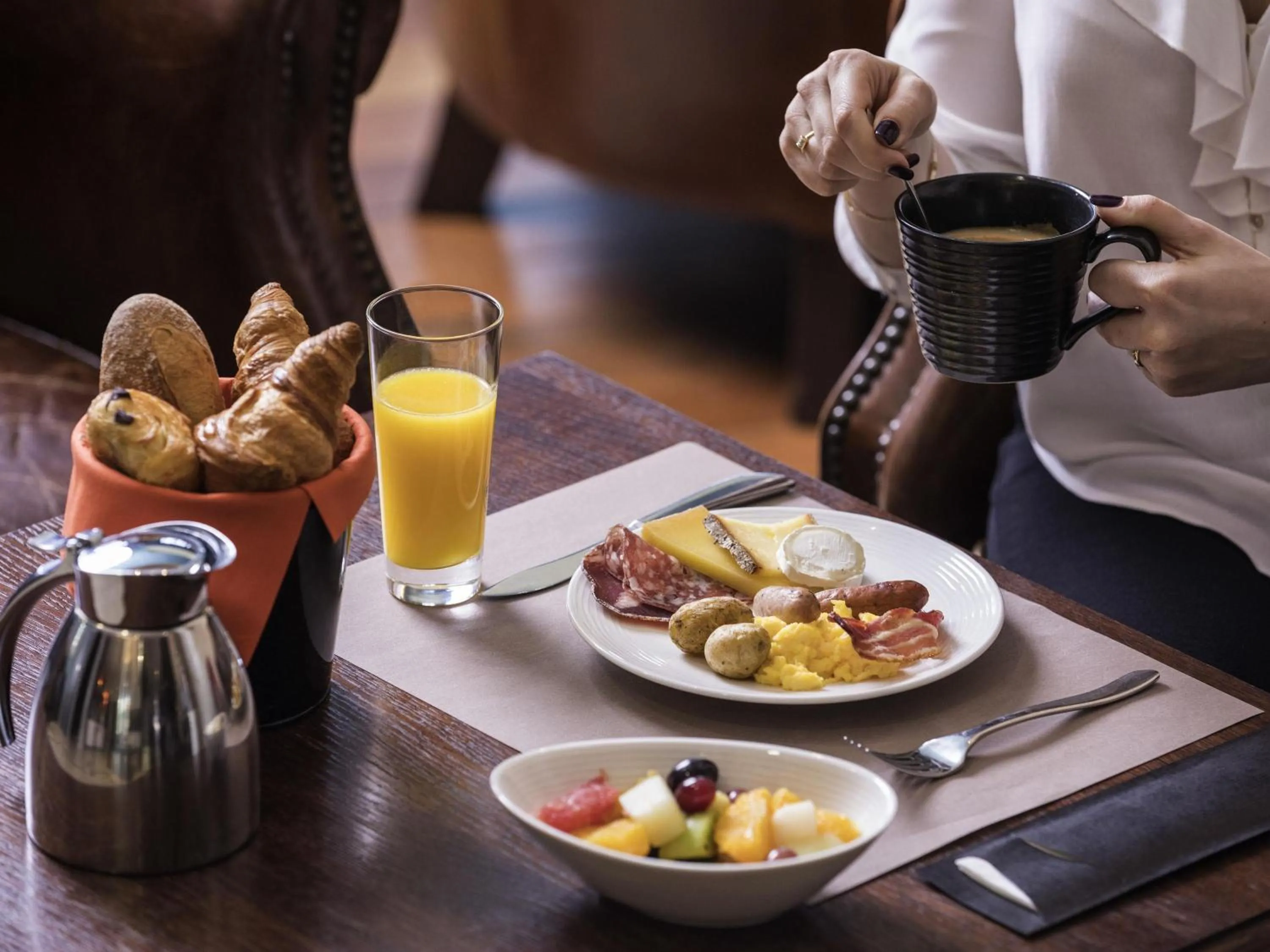 Bedroom in Mercure Lyon Centre - Gare Part Dieu