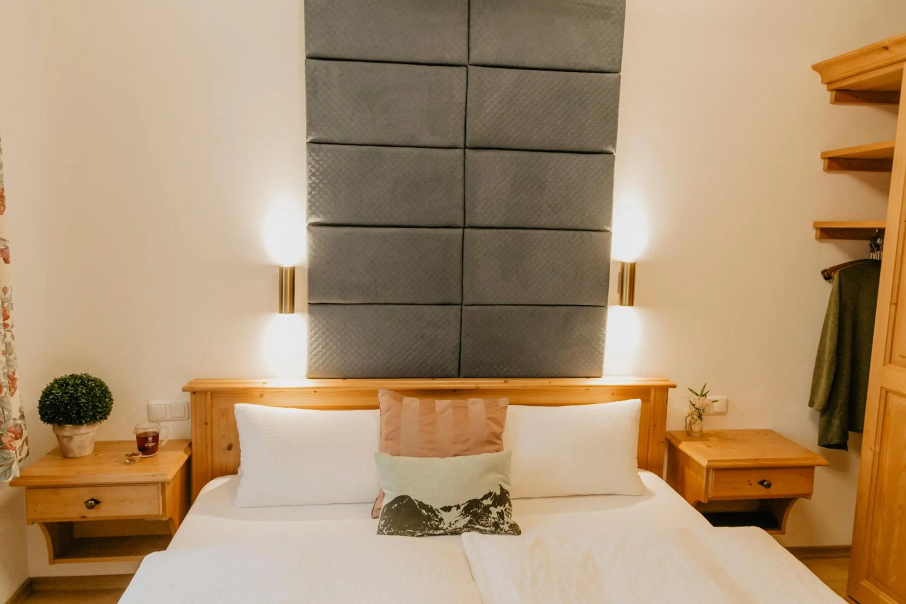 Bed in Weßner Hof Landhotel & Restaurant