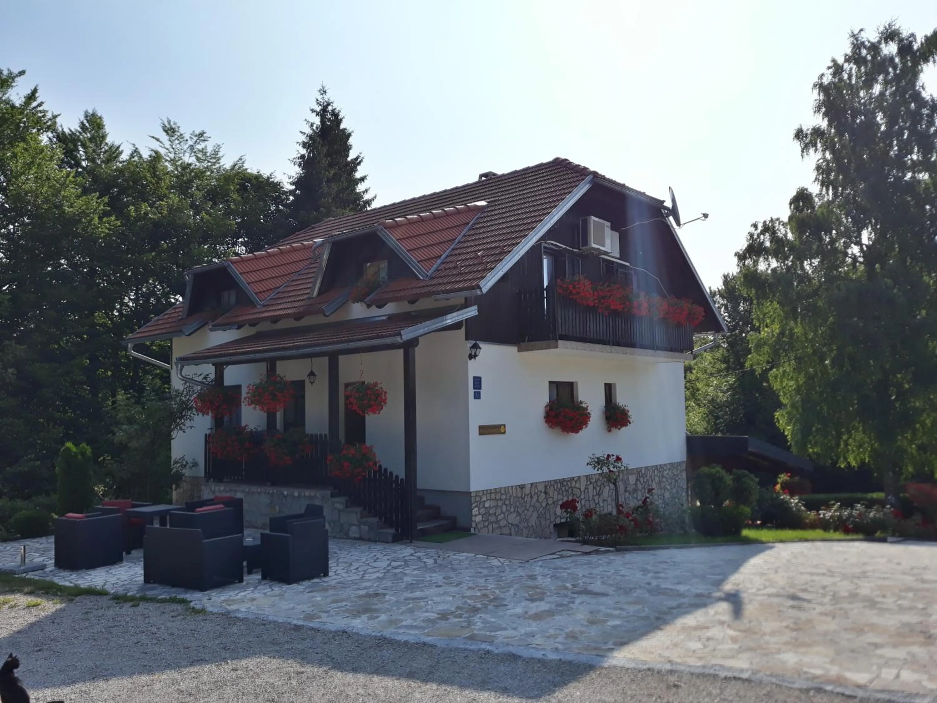 Property building in Pansion Breza