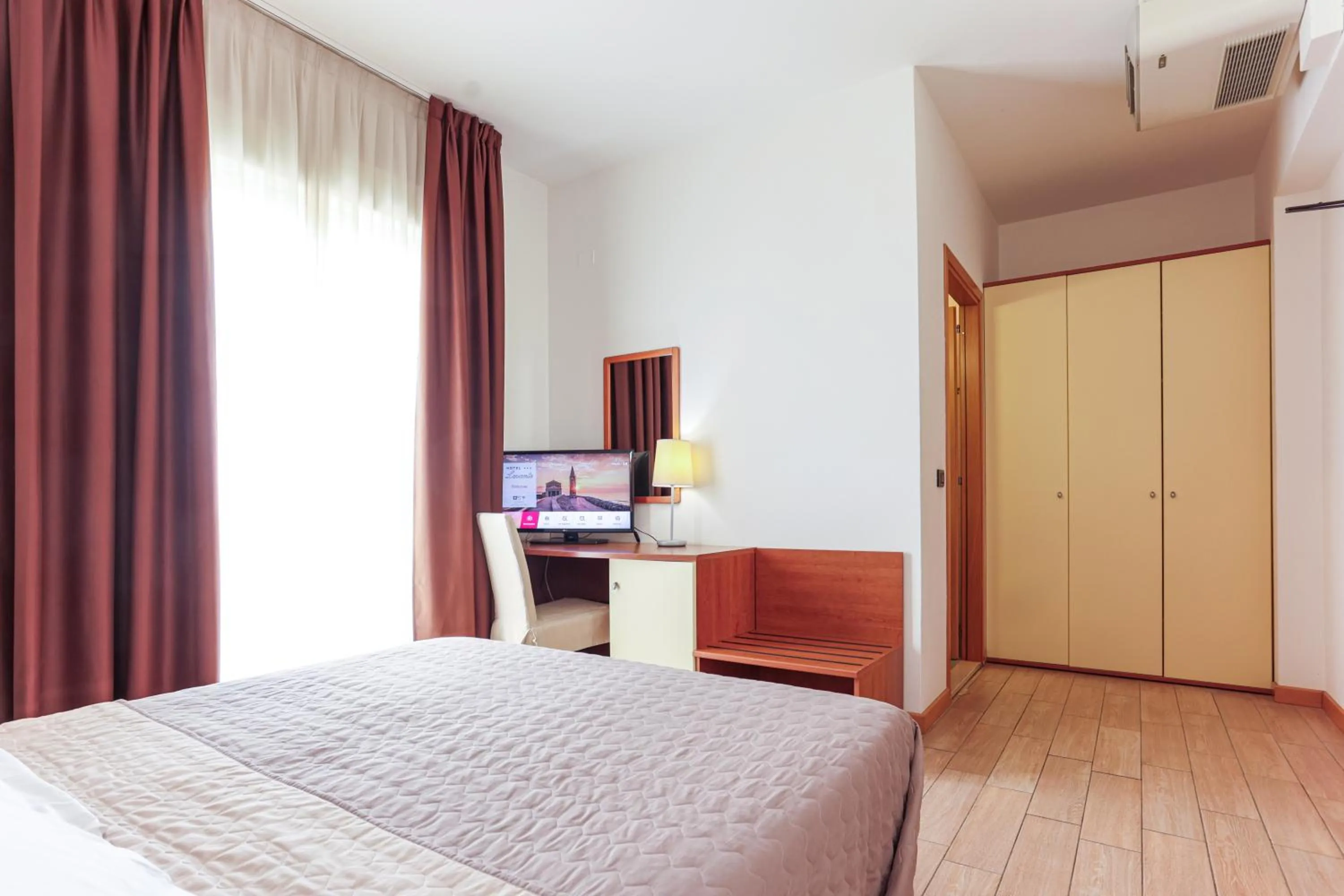 Bed in Hotel Levante