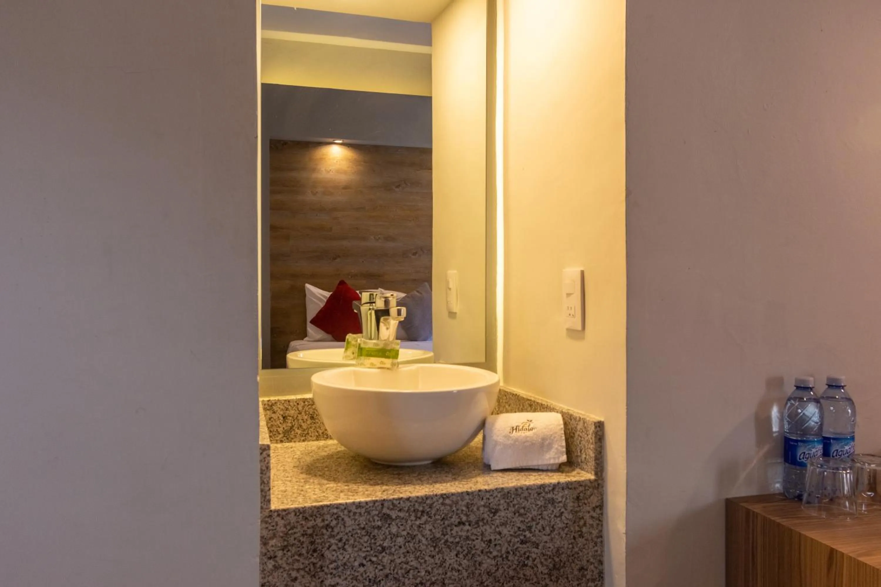 Photo of the whole room in Hotel Hidalgo