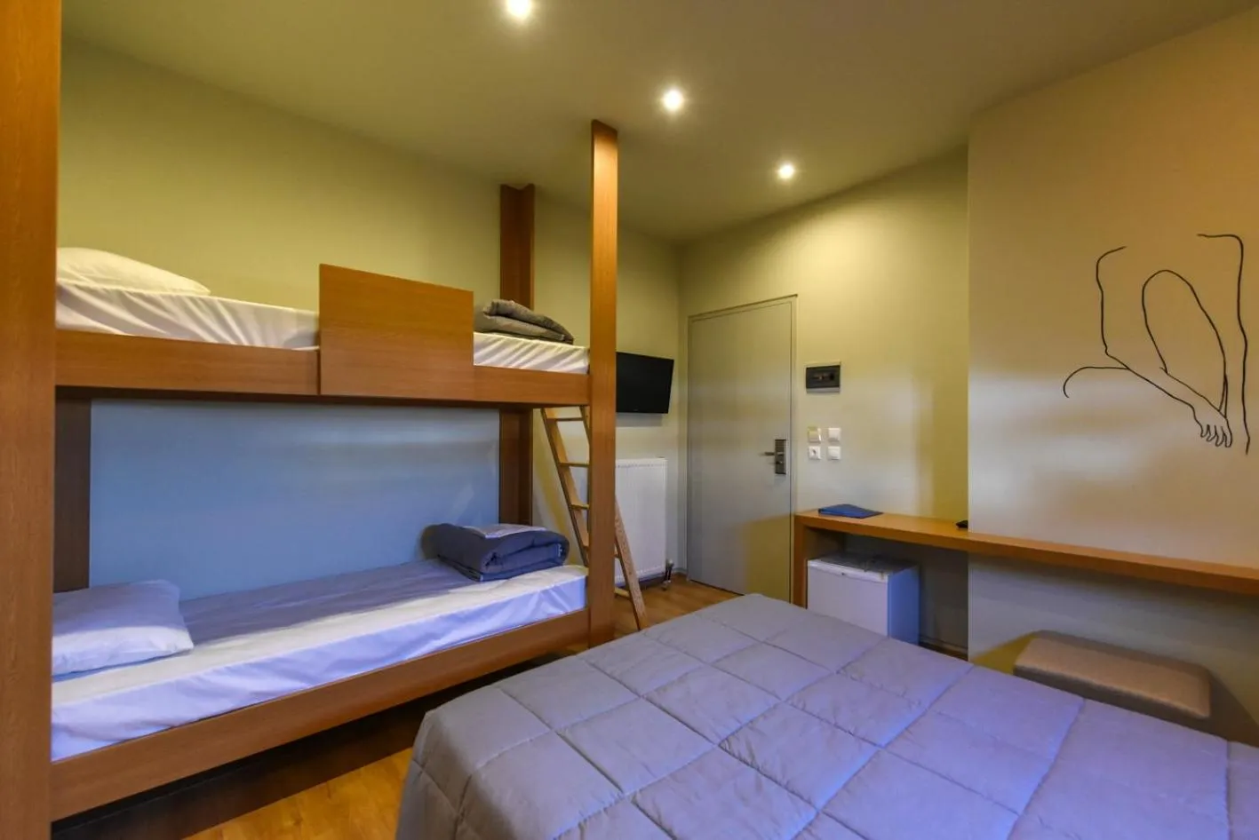 bunk bed in Kleopatra Inn