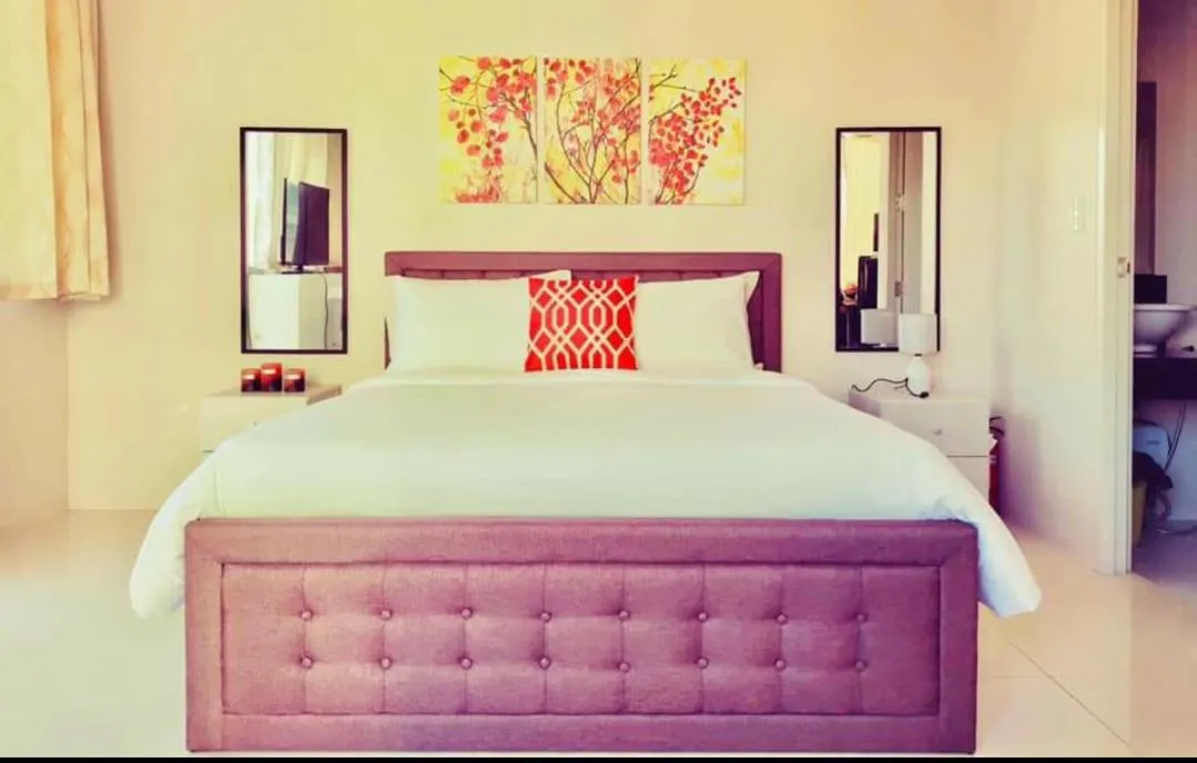 Bed in Condo Apartment near Manila Airport NAIA T3