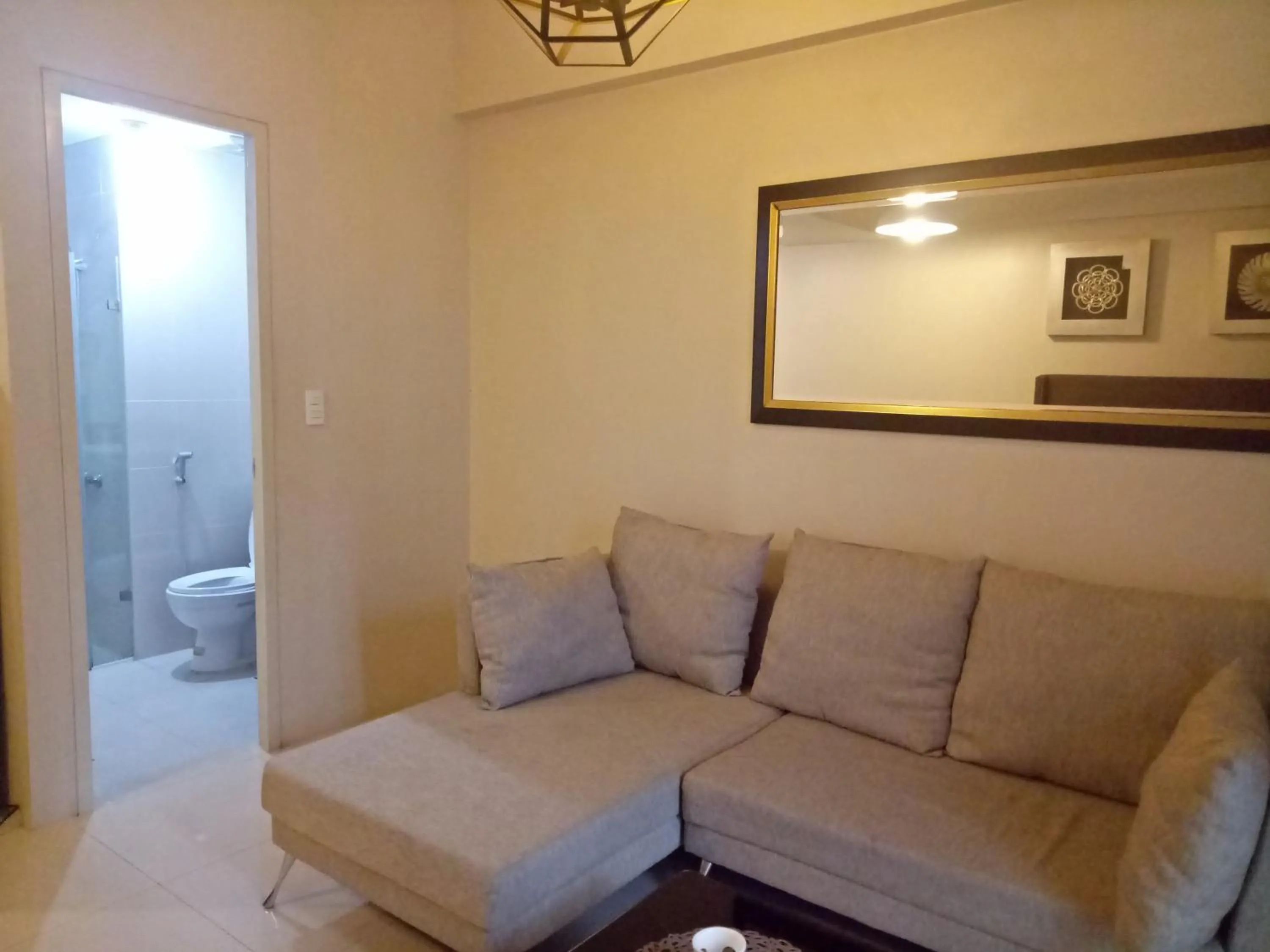 Condo Apartment near Manila Airport NAIA T3