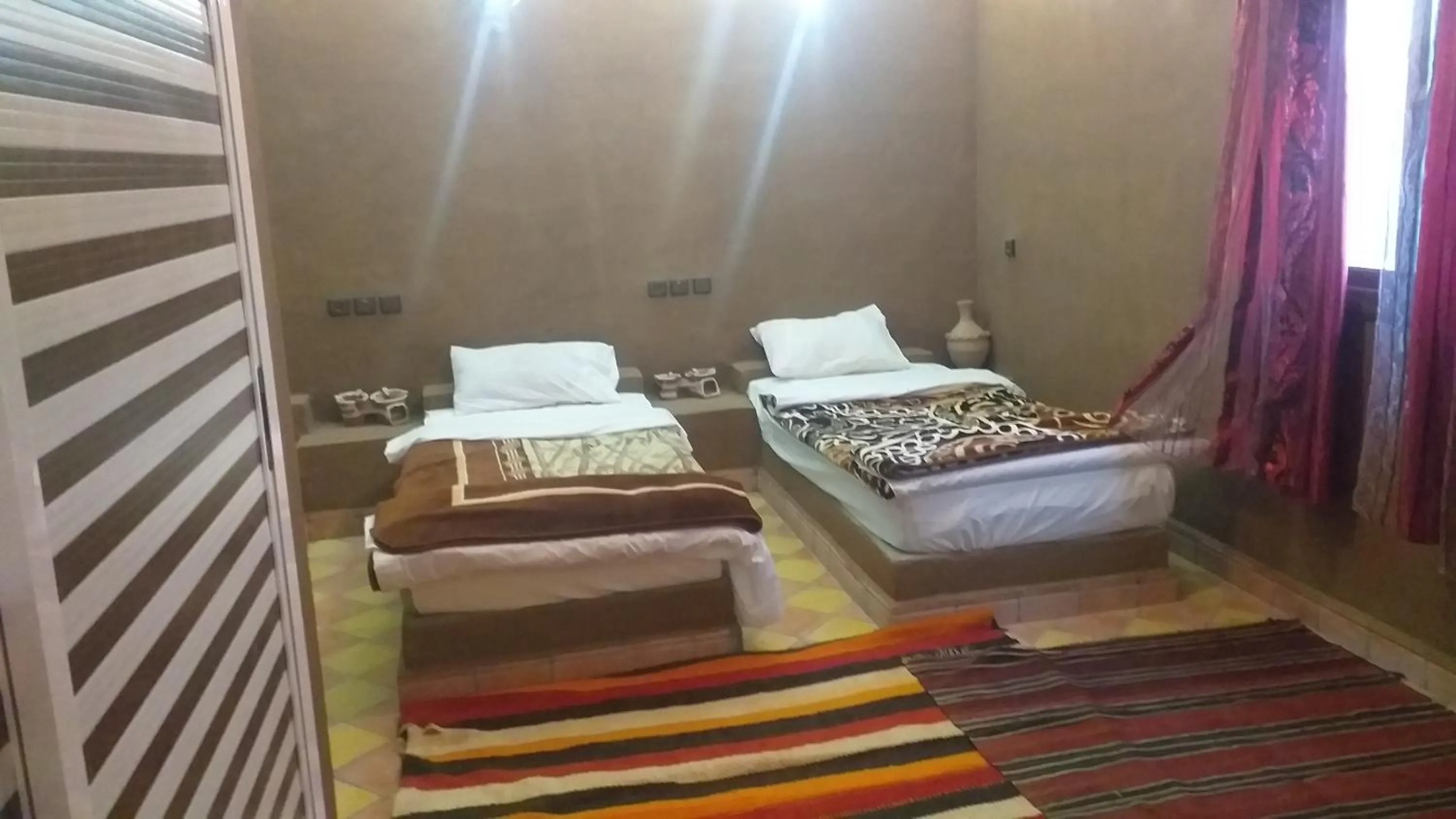 Bedroom, Bed in Auberge Camping BOUGAFER Tamtetoucht