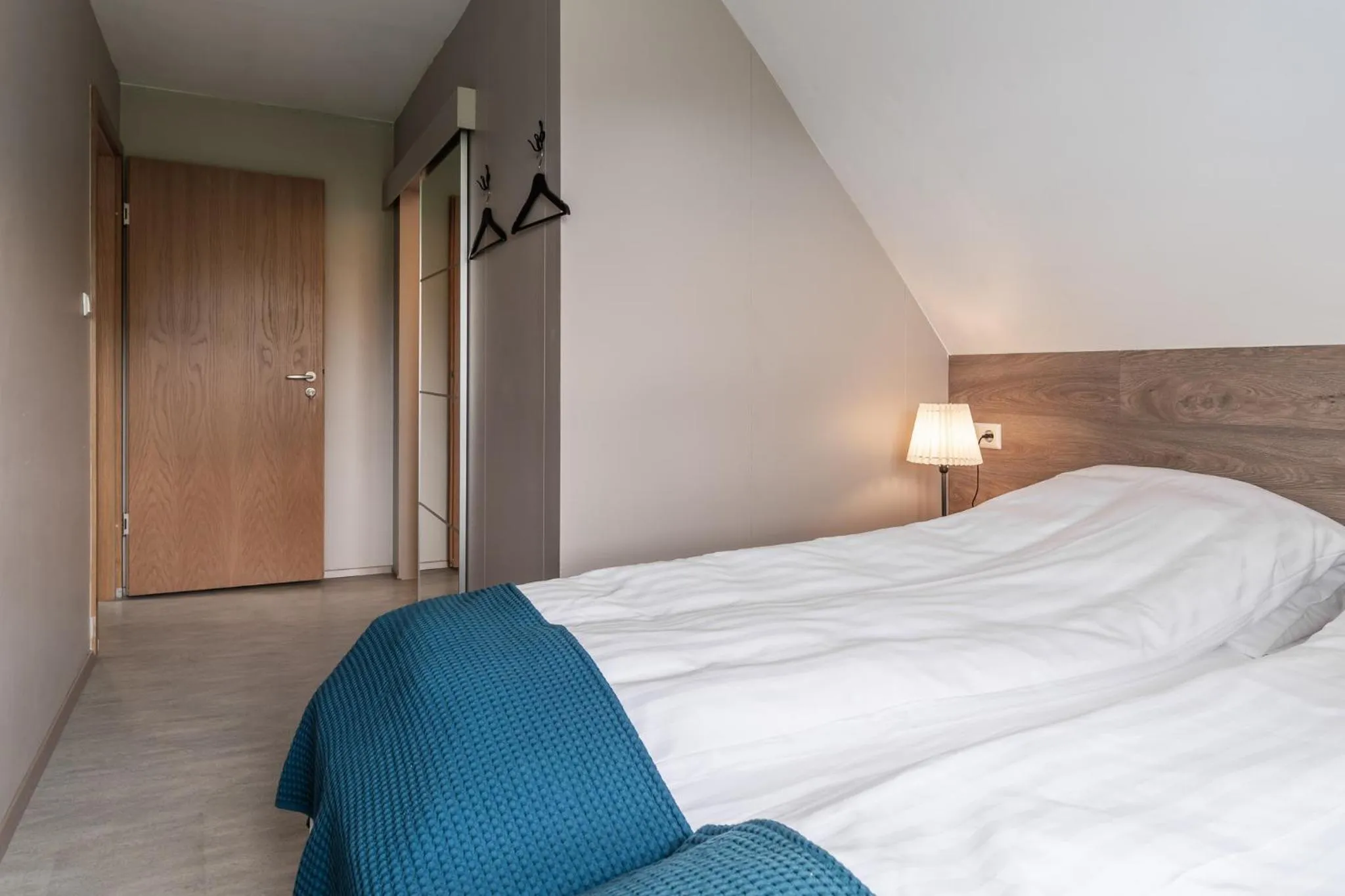 Photo of the whole room, Bed in Holt Inn